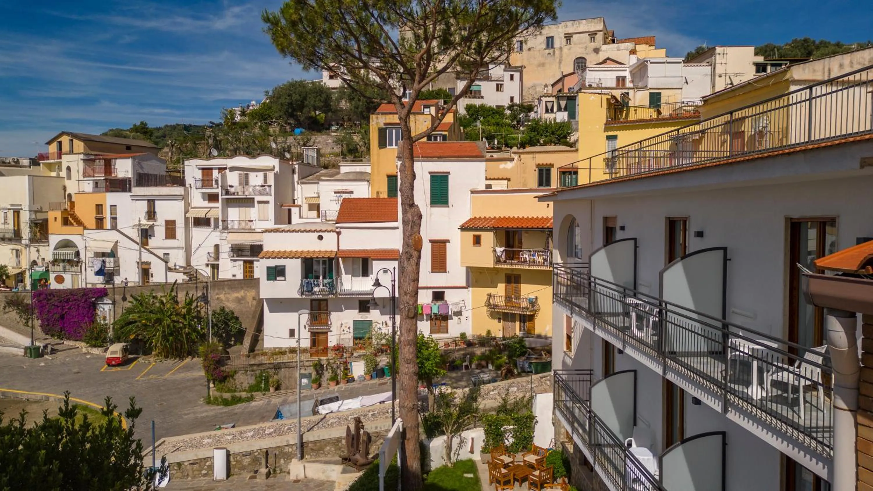 Neighbourhood in Sea Breeze Residence