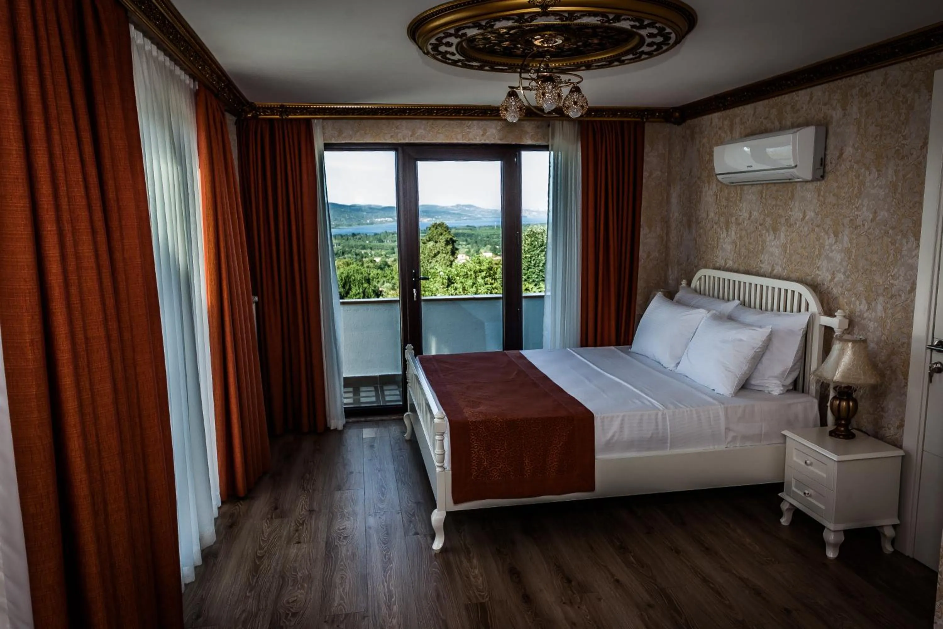 Bedroom, Bed in My Green Boutique Hotel