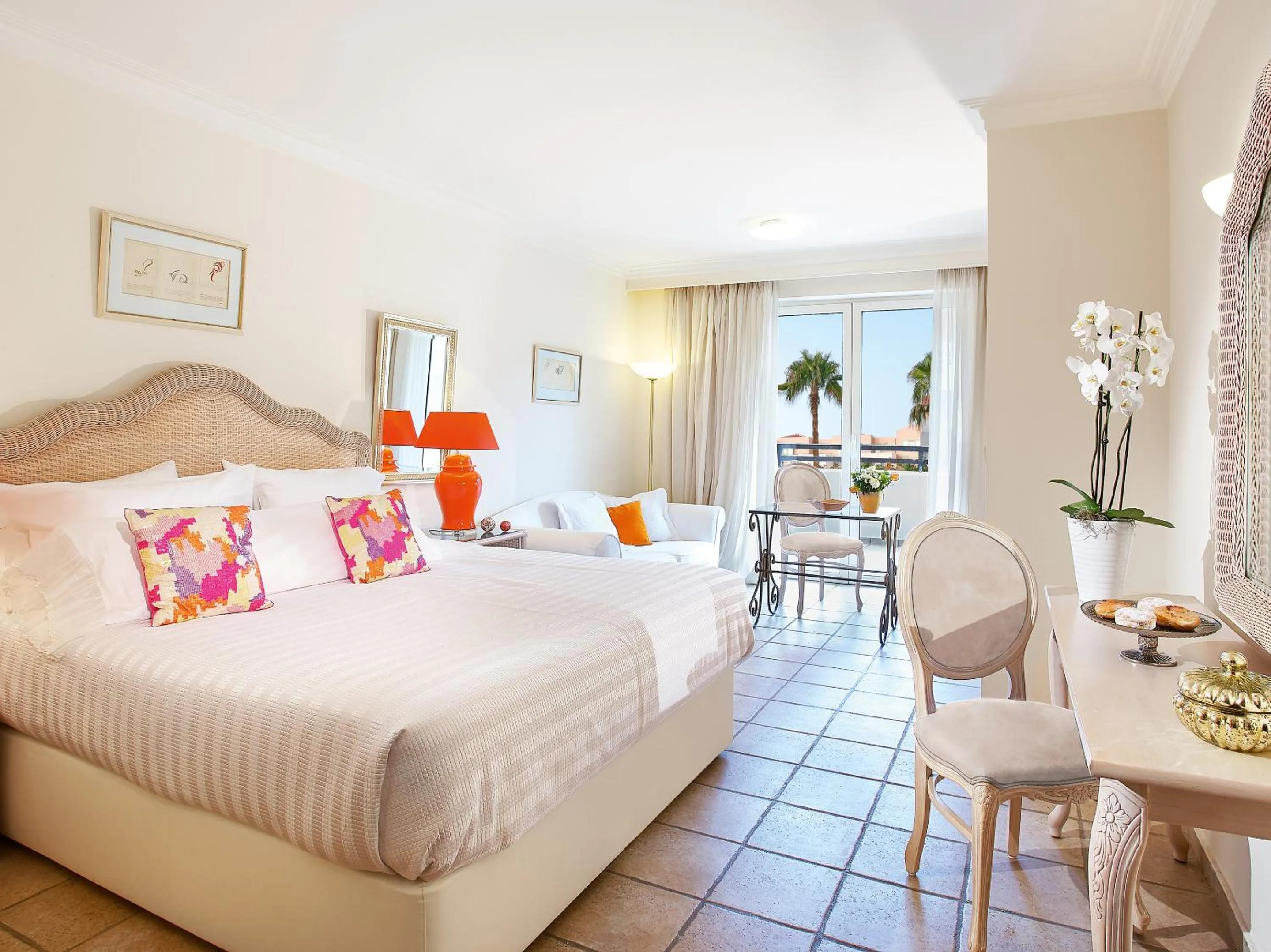 Bed in Grecotel Casa Adele