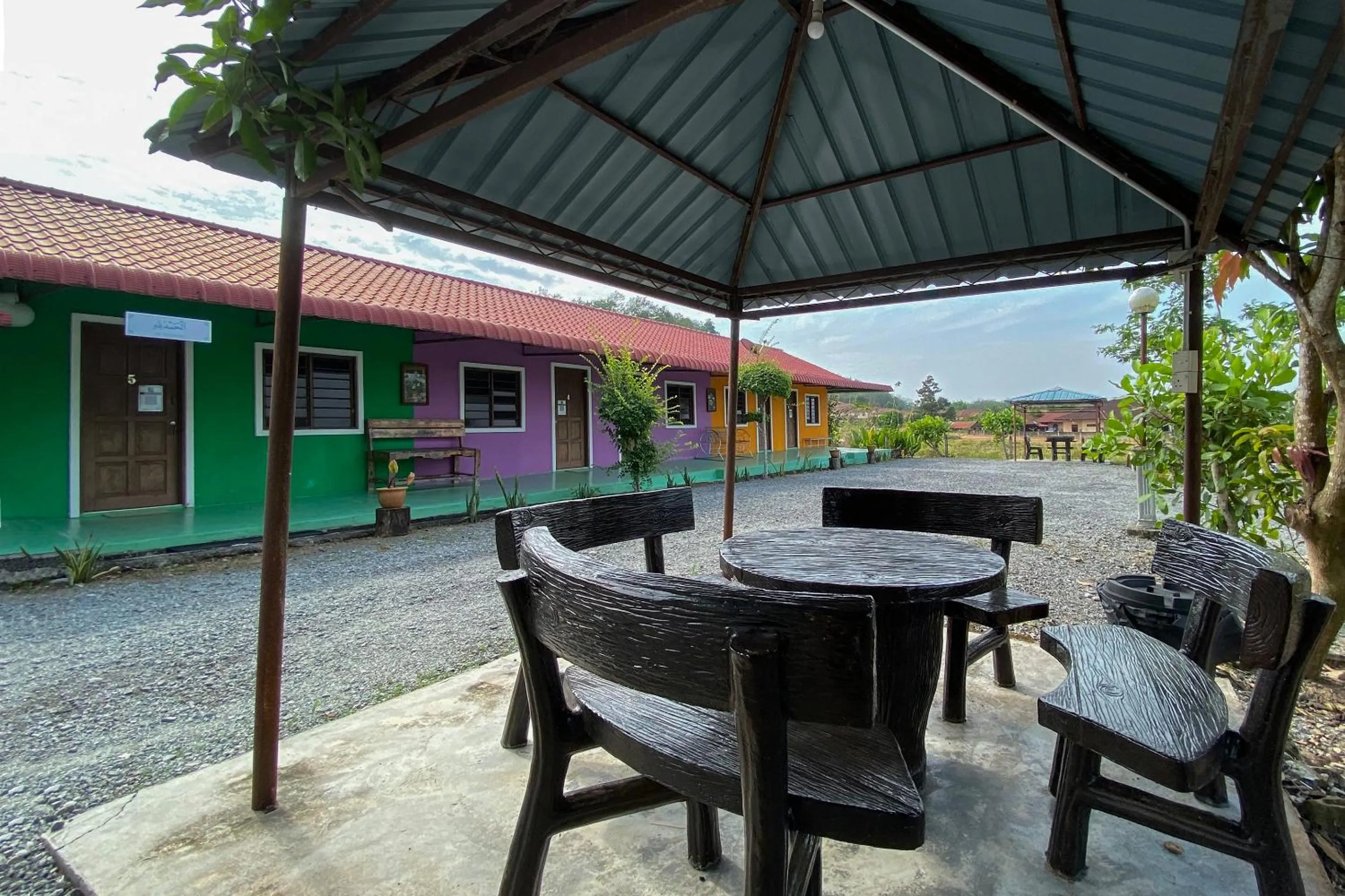 Property building in Capital O 90168 Serambi Pelangi Chalet