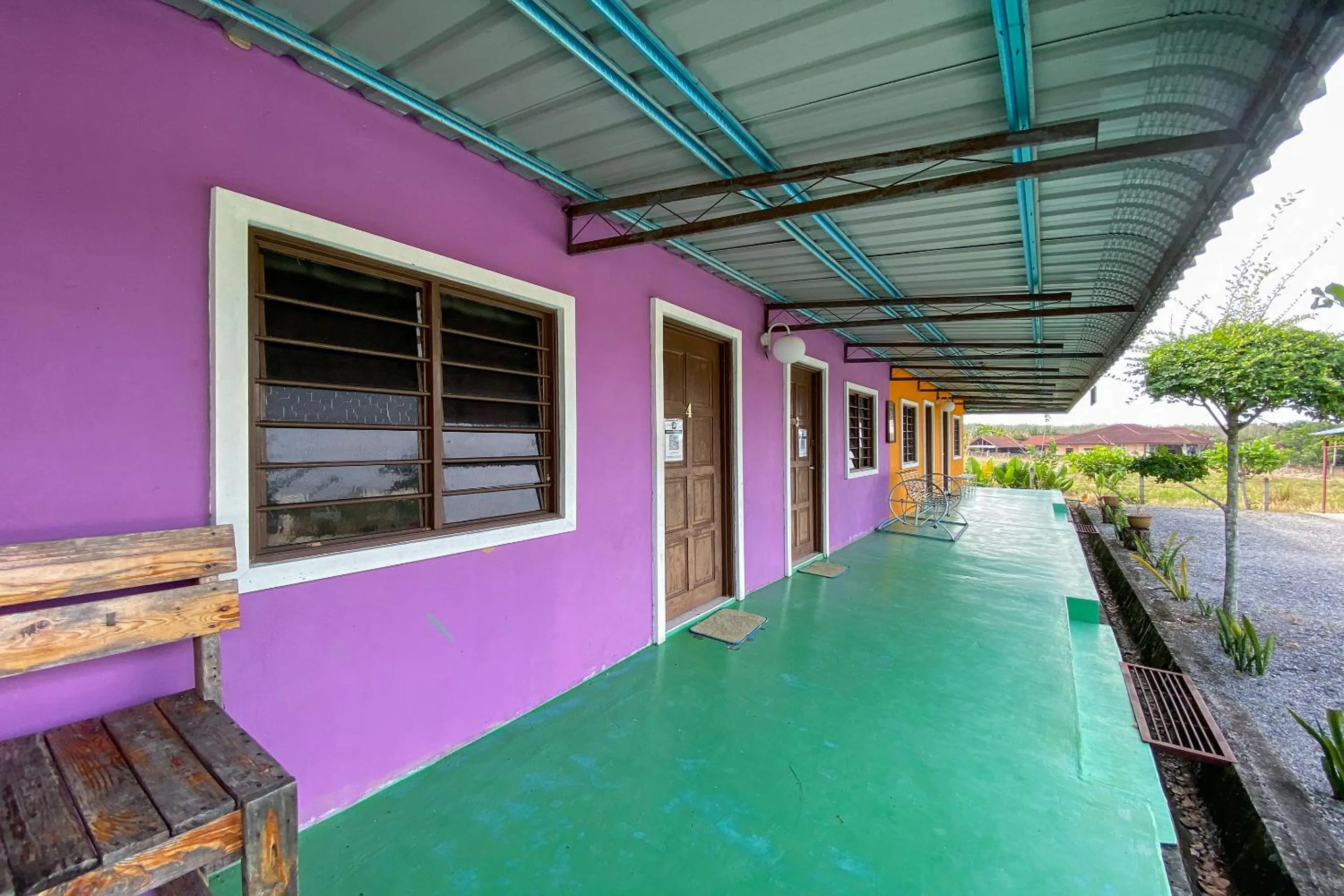 Property building in Capital O 90168 Serambi Pelangi Chalet