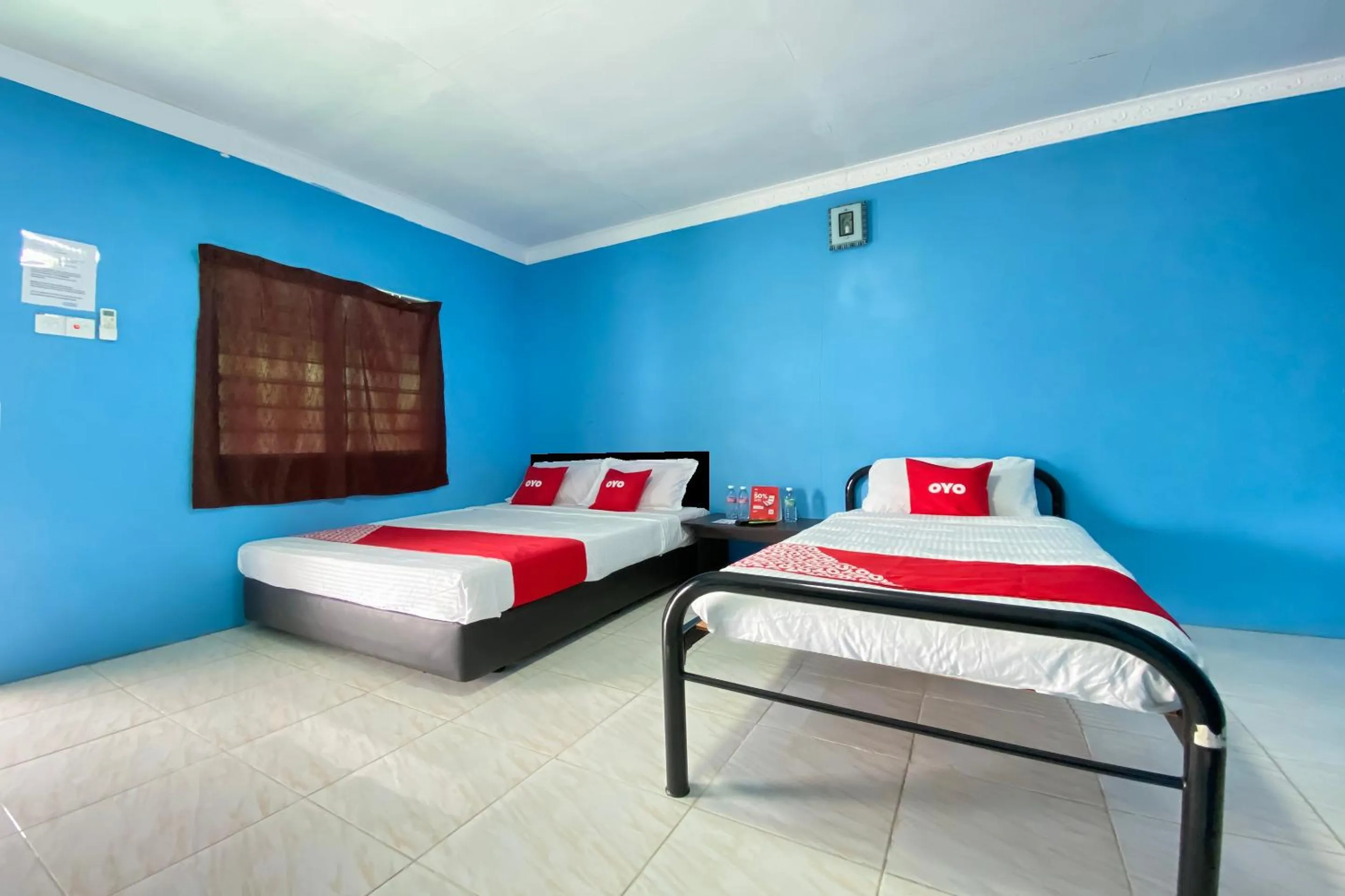 Photo of the whole room, Bed in Capital O 90168 Serambi Pelangi Chalet