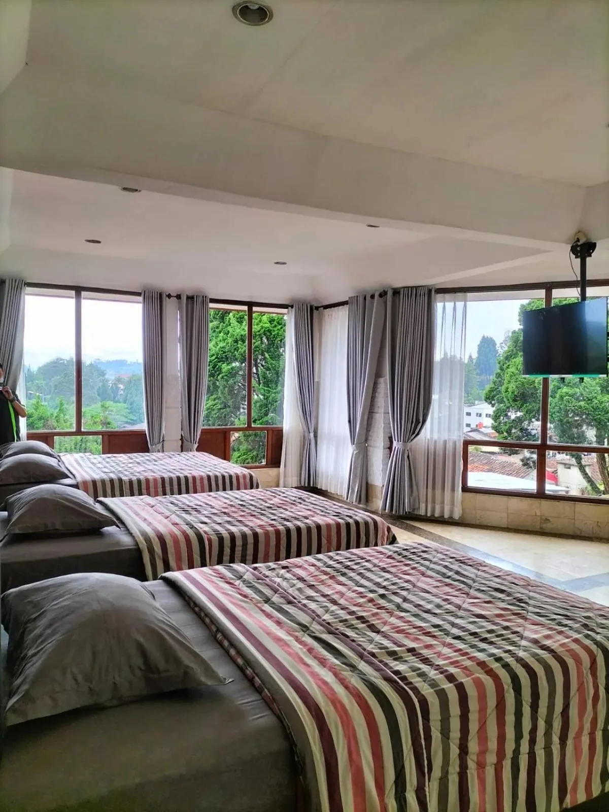 Bed in Nur Alam Hotel Lembang