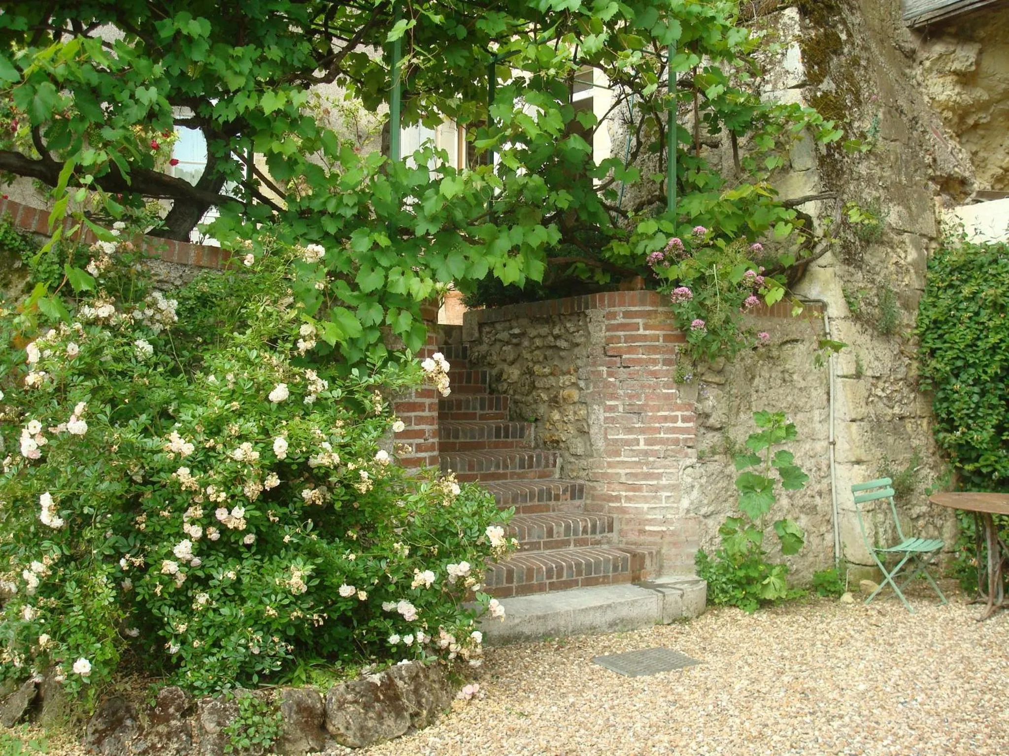 Garden in La Tonnelle de Vouvray