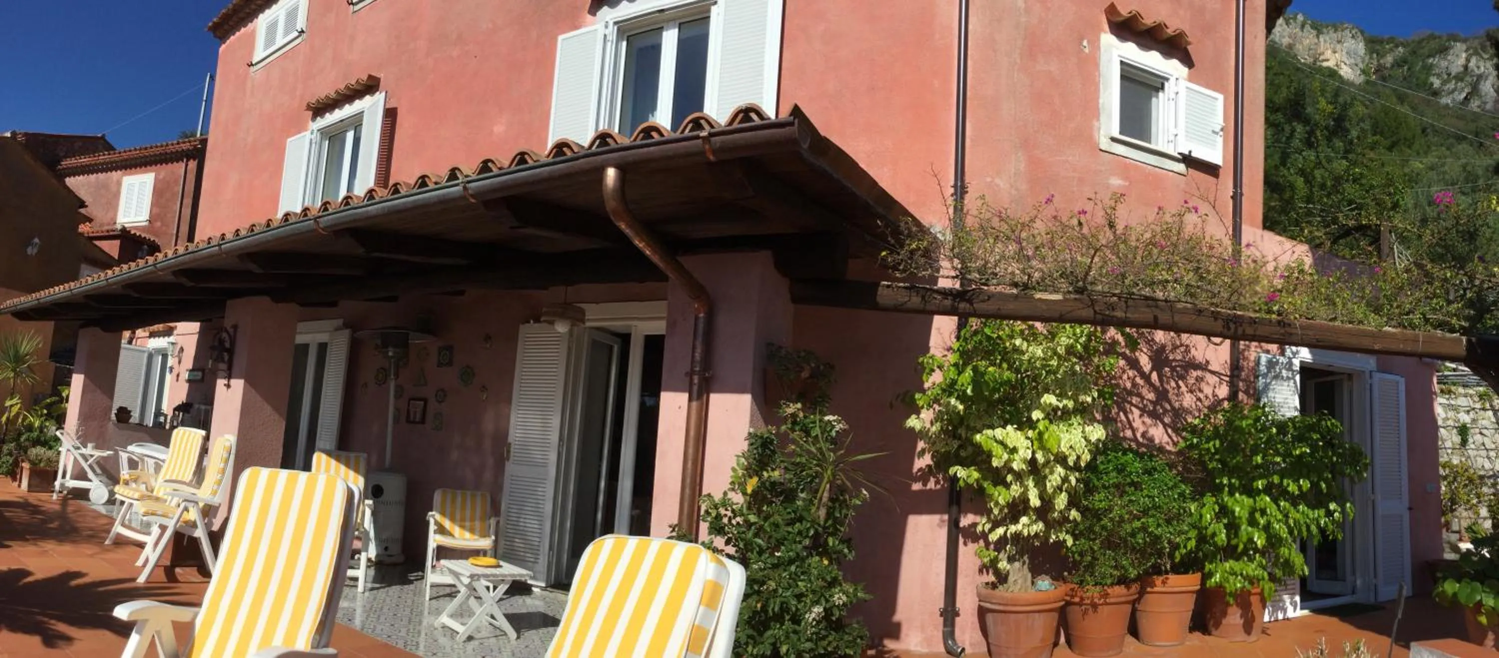 Patio in B&B Le Tre Casette