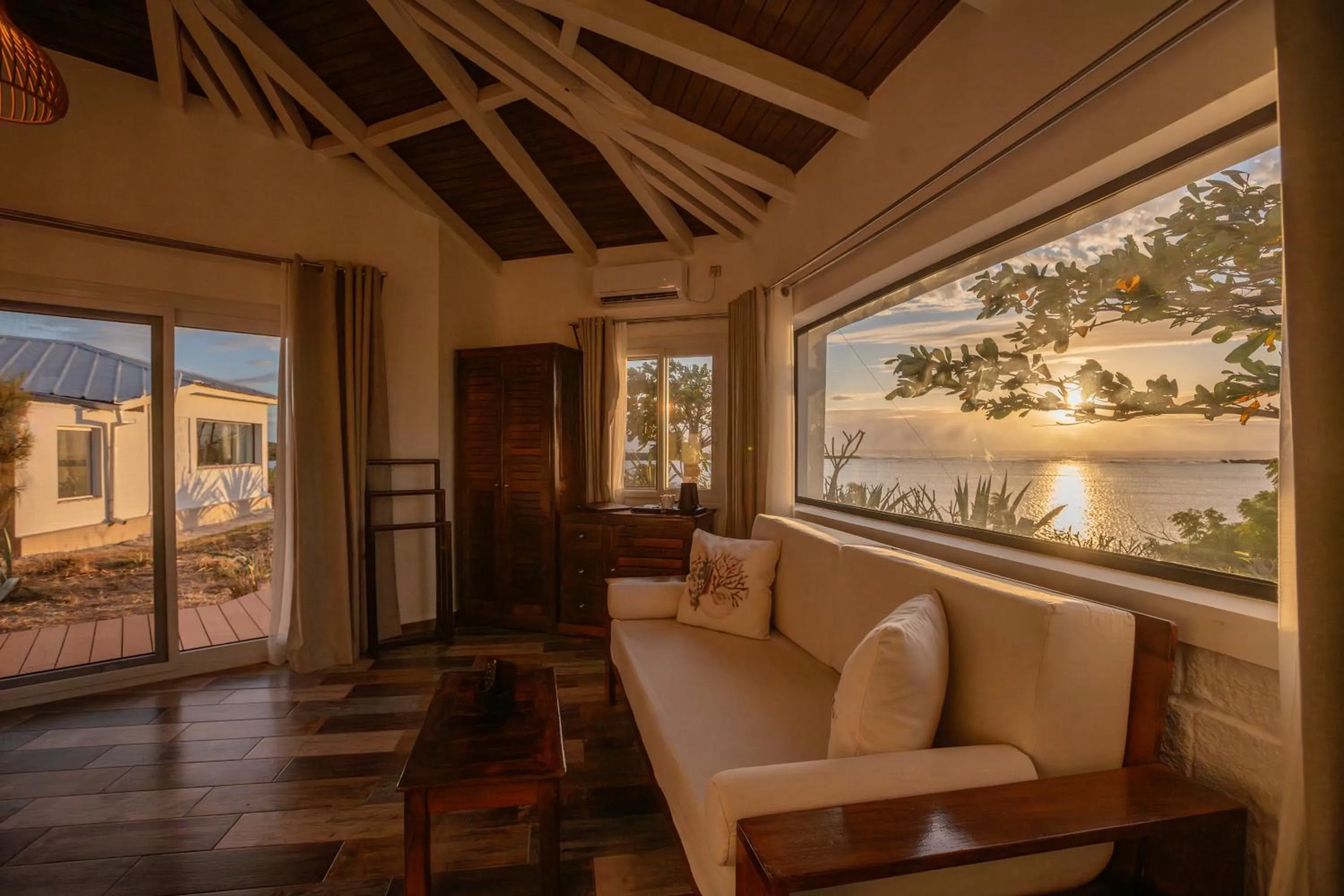 Coffee/tea facilities in Mantasaly Resort