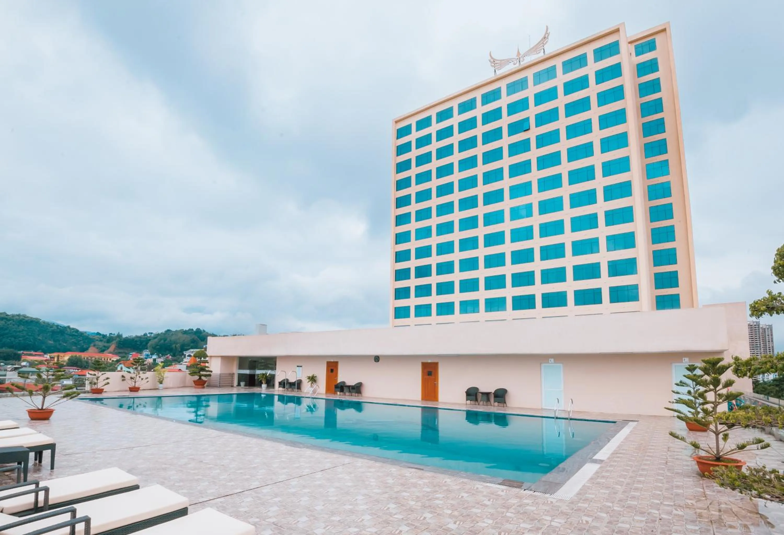 Swimming pool in Muong Thanh Grand Lao Cai Hotel
