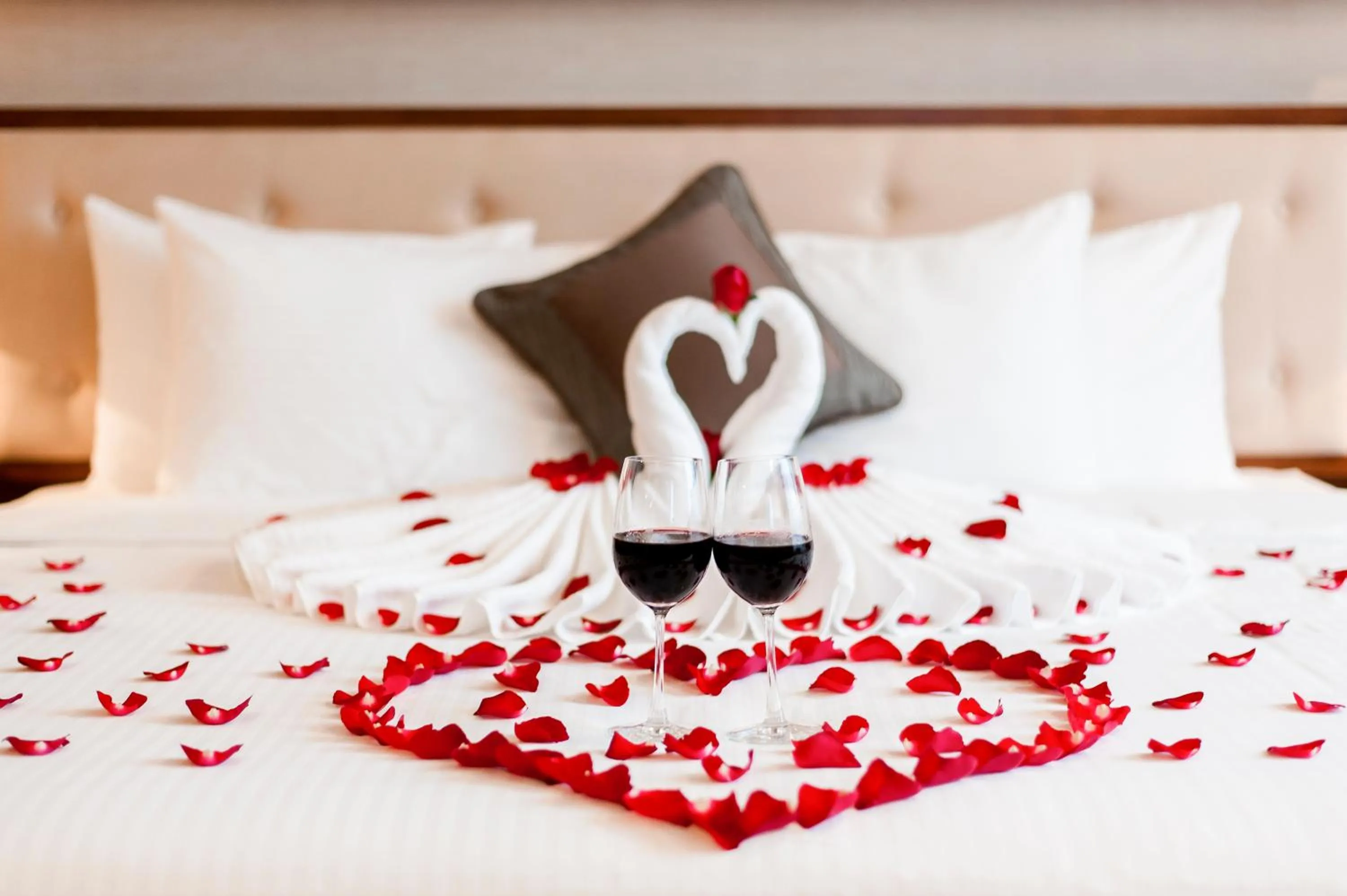 Bed in Muong Thanh Grand Lao Cai Hotel