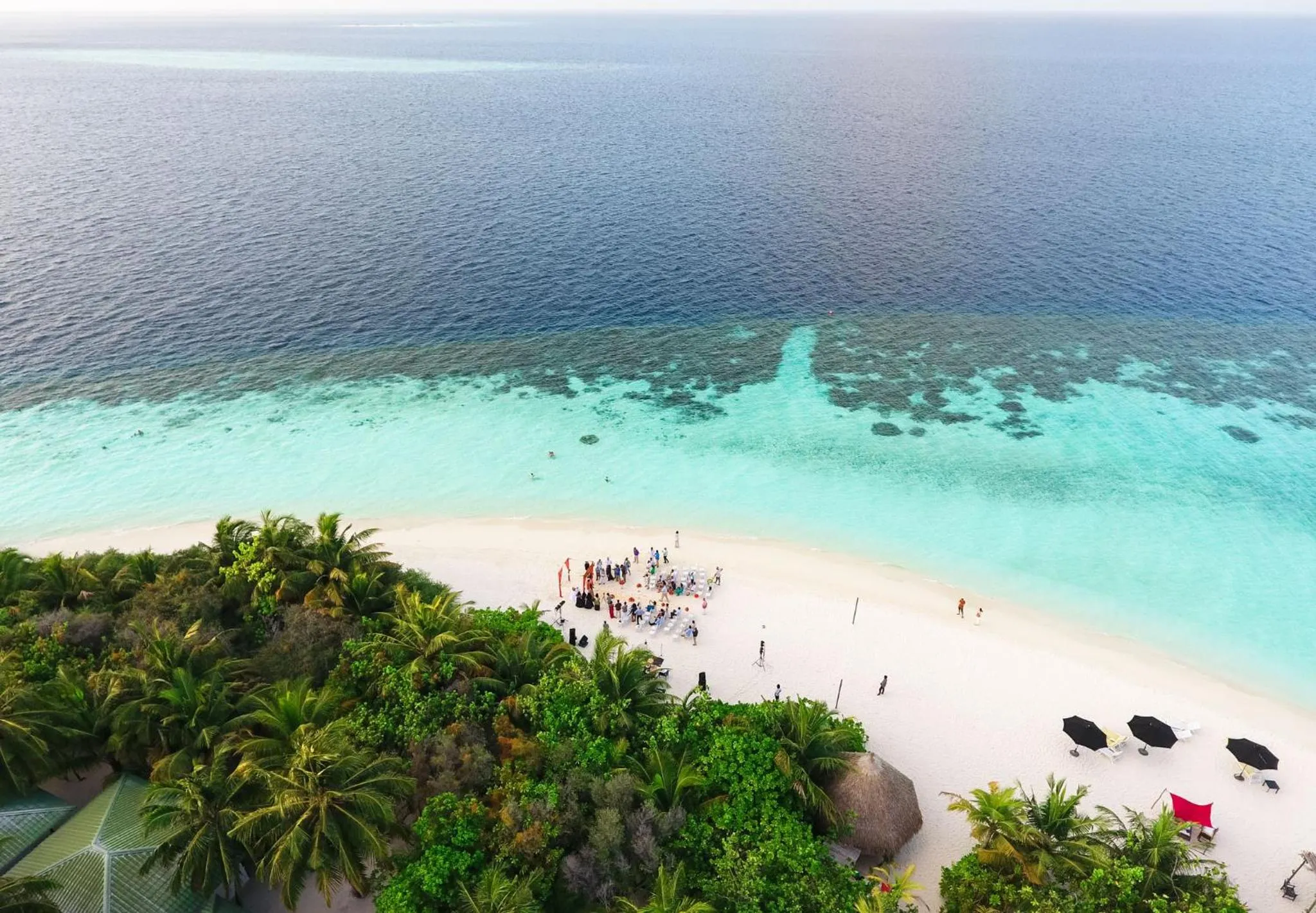 Bird's eye view in Eriyadu Island Resort