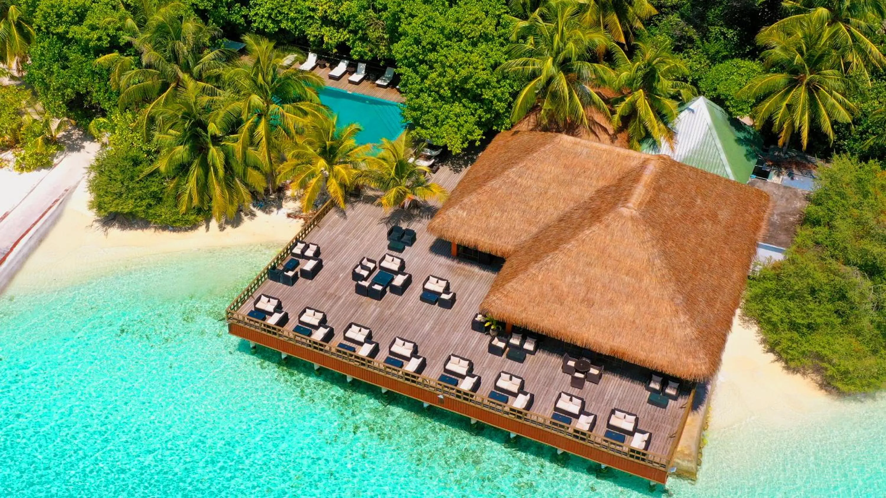 Bird's eye view in Eriyadu Island Resort