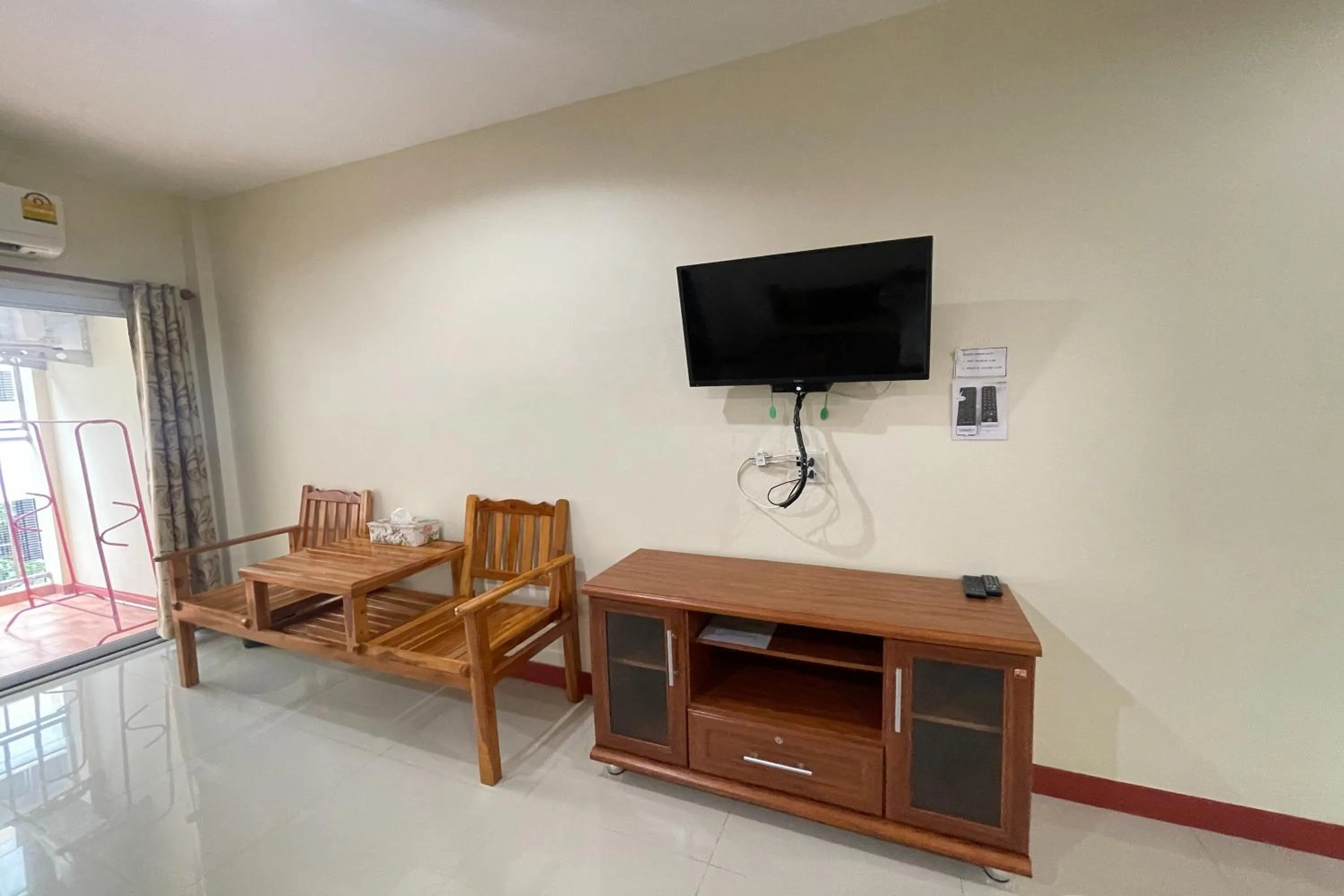 Bedroom in P&P Place