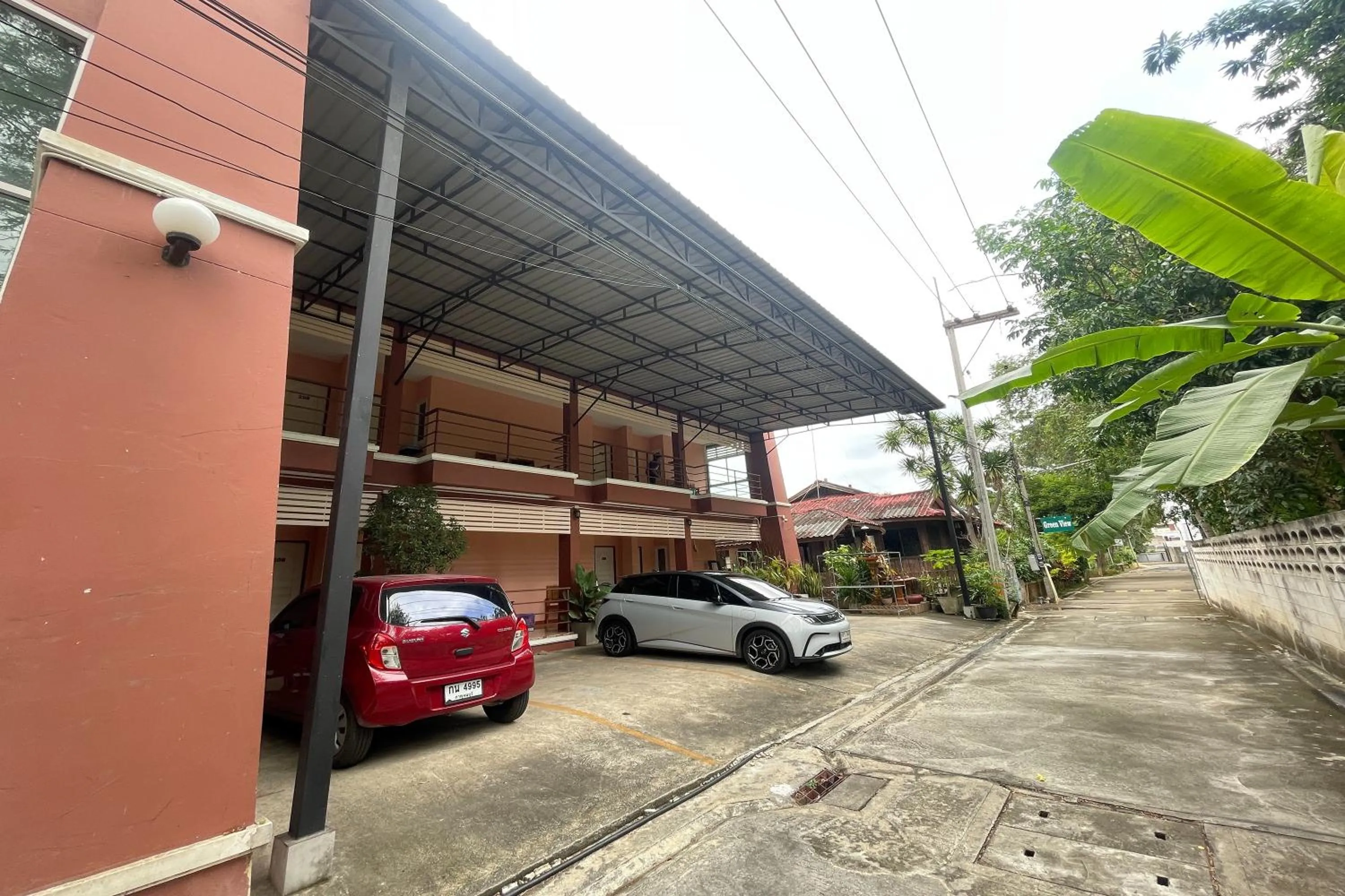 Property building in P&P Place