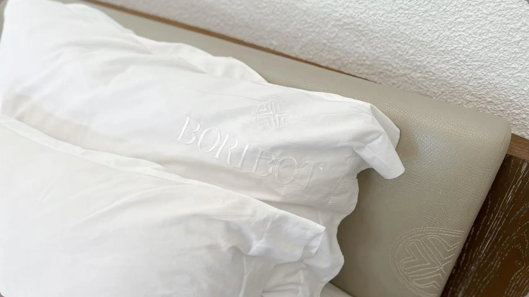 Bed in Boribot Pool Resort