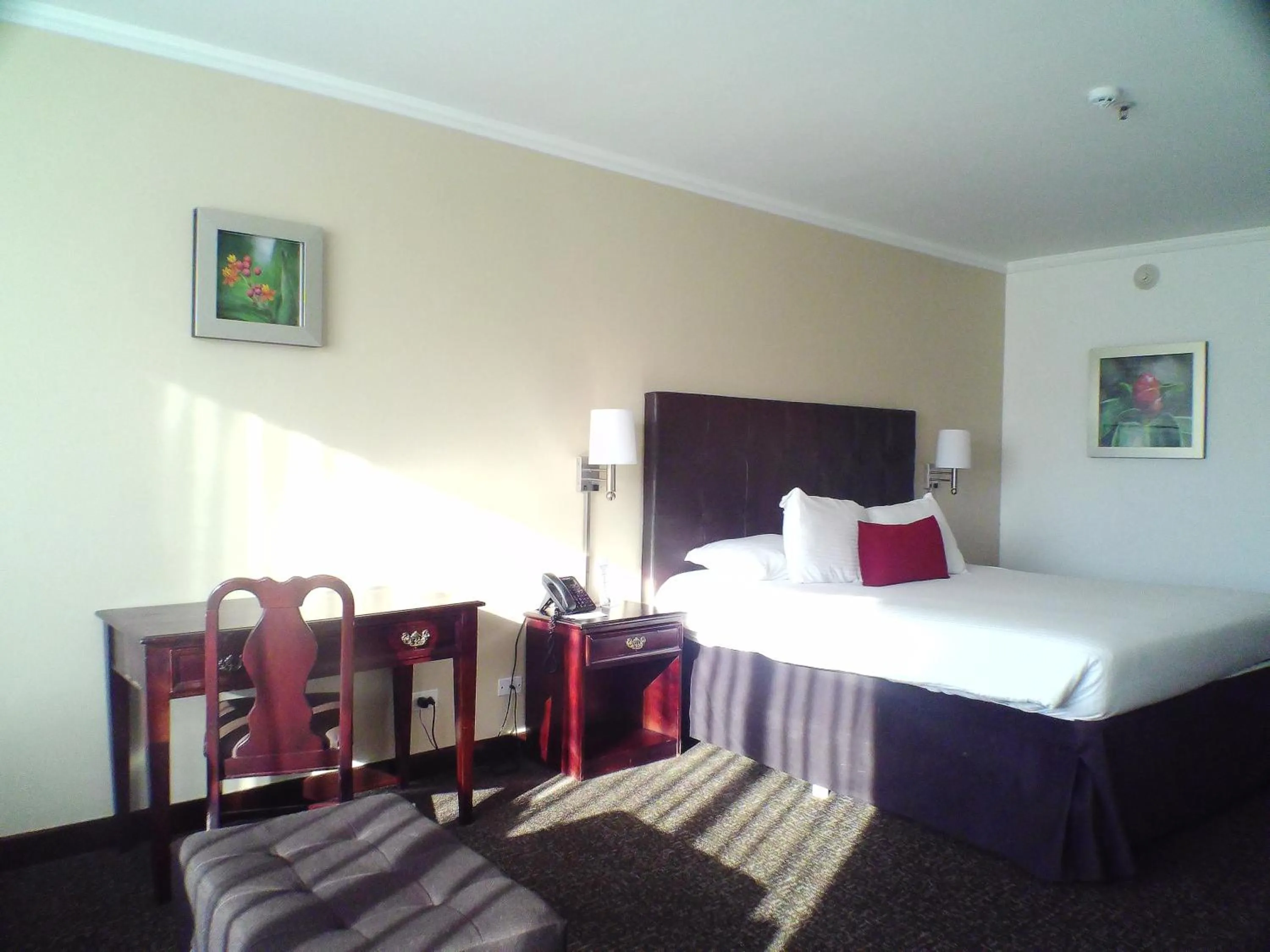 Bed in Taormina Hotel y Casino