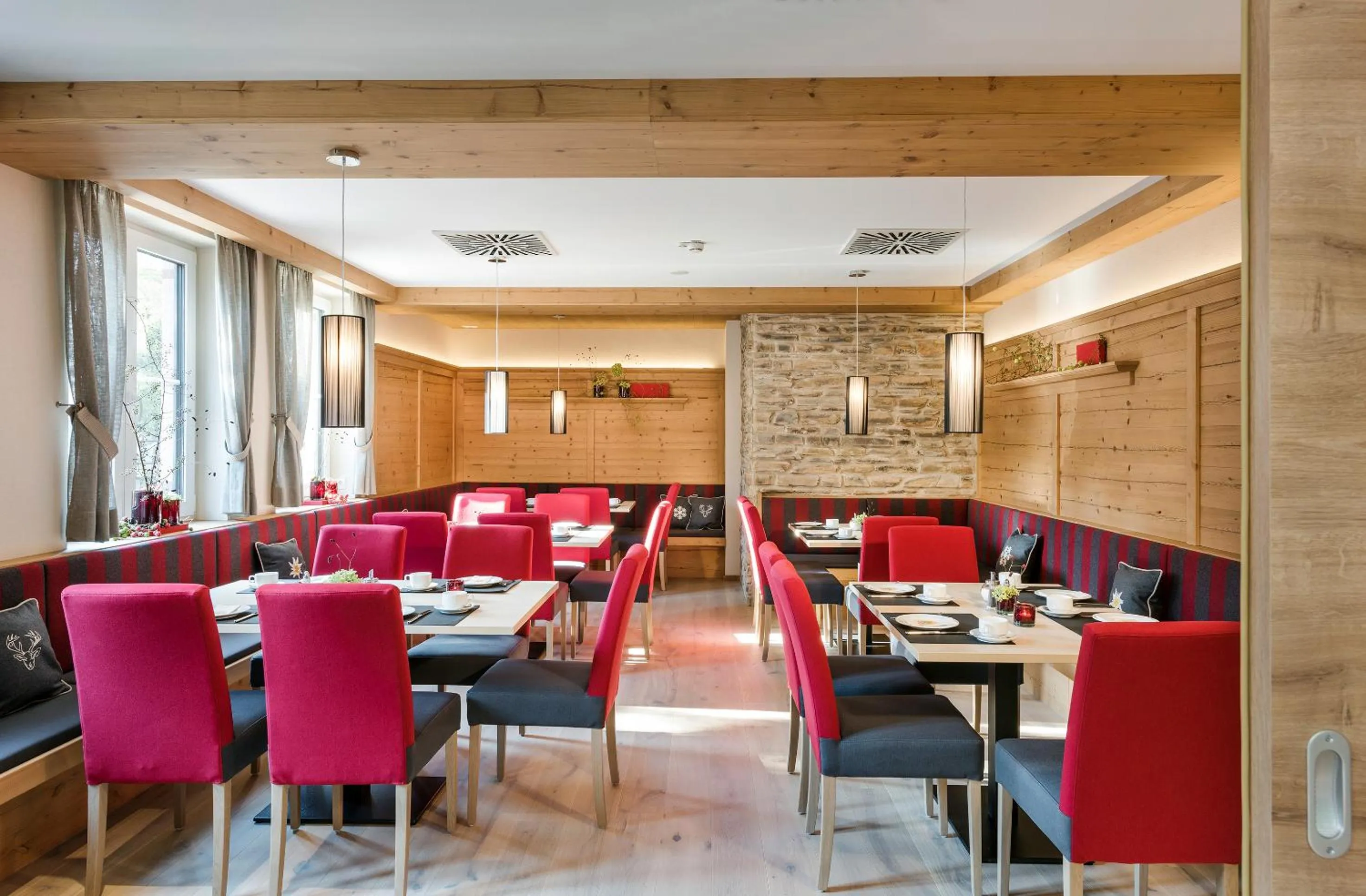 Restaurant/places to eat in die Post Hotel mit Self Check-In