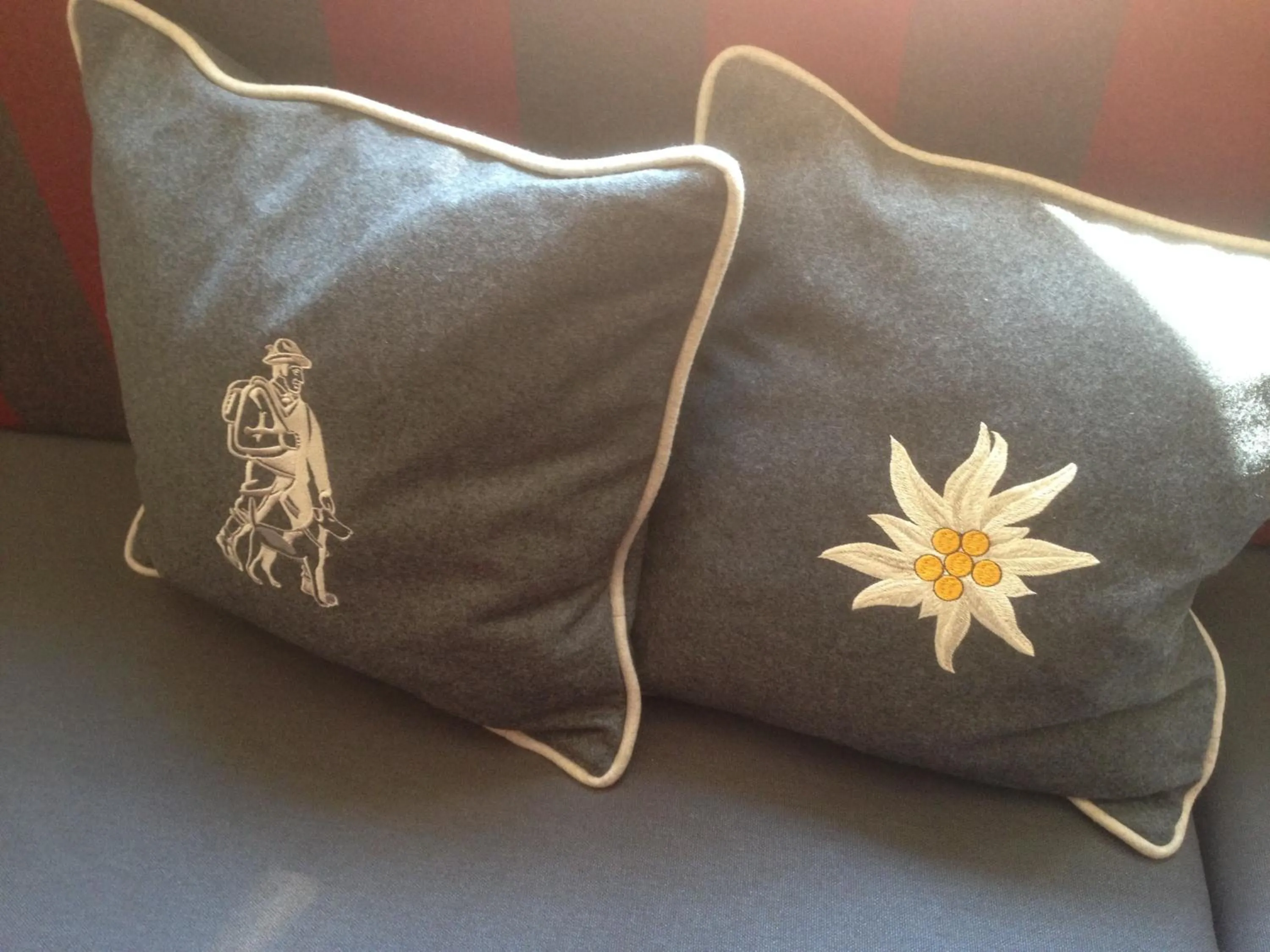 Decorative detail in die Post Hotel mit Self Check-In