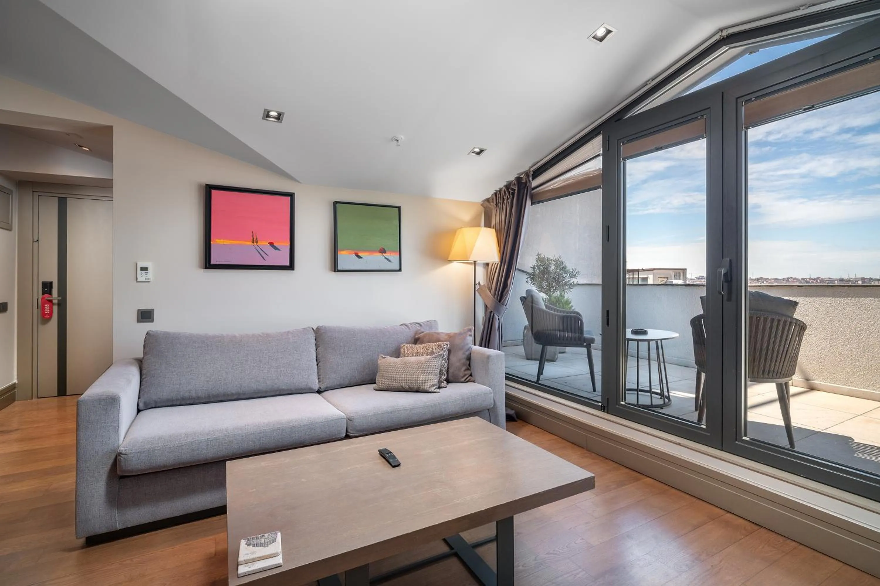 Patio in Sentire Hotels & Residences Taksim