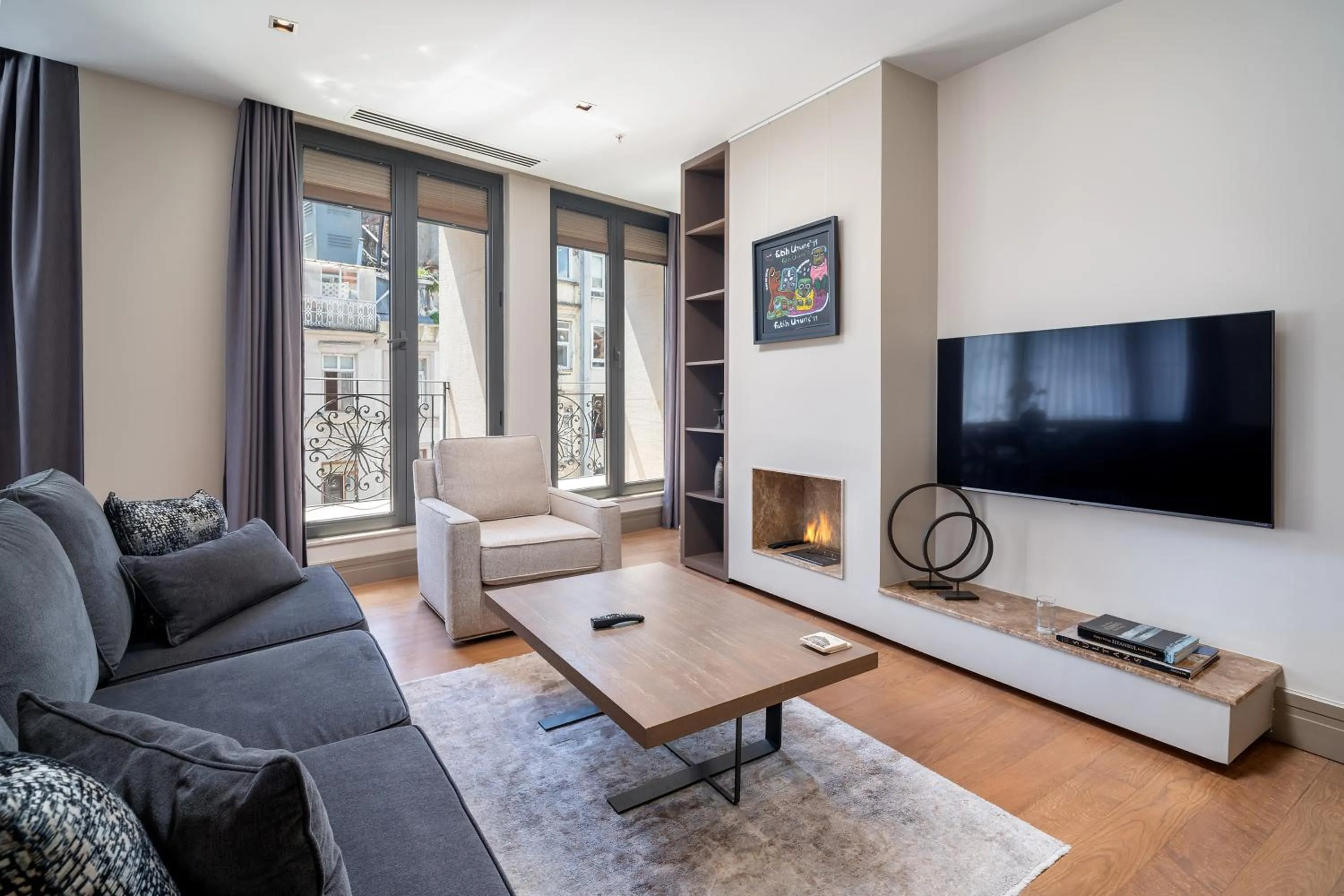 TV and multimedia in Sentire Hotels & Residences Taksim