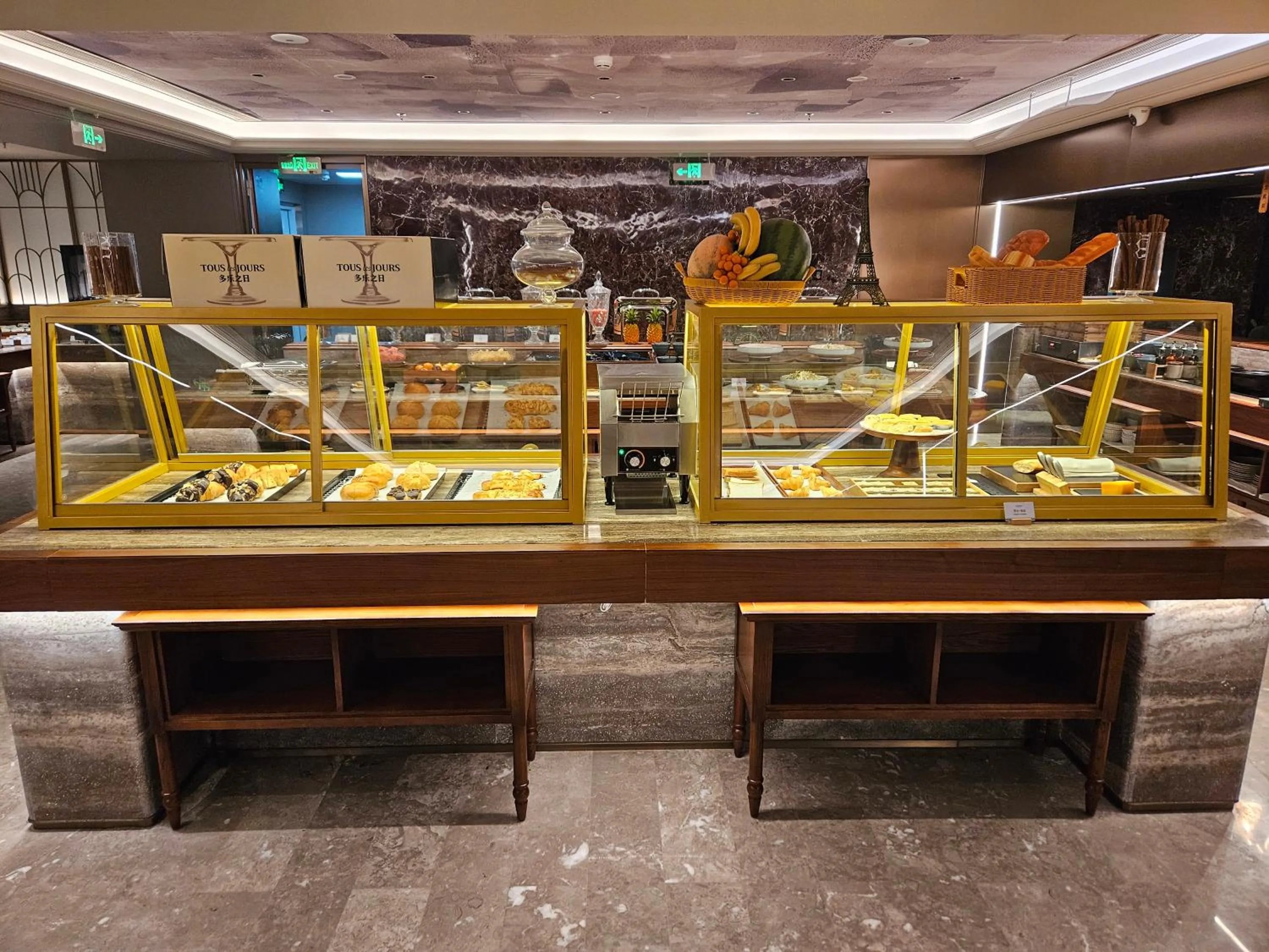 Breakfast in Orange Hotel Beijing Changping Future Science City