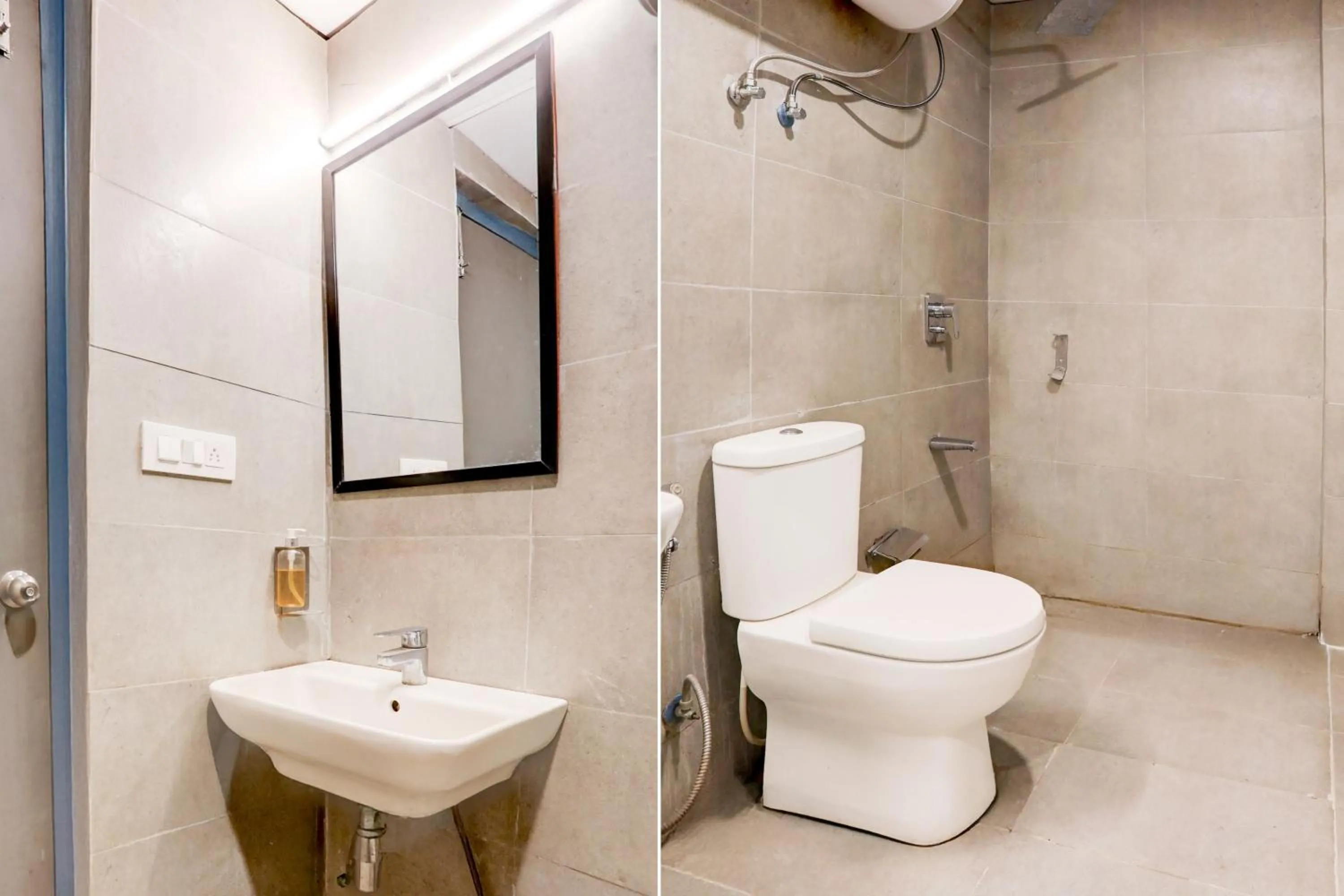Bathroom in Super Townhouse Prayagraj Near Railway Station Formerly Santosh Palace