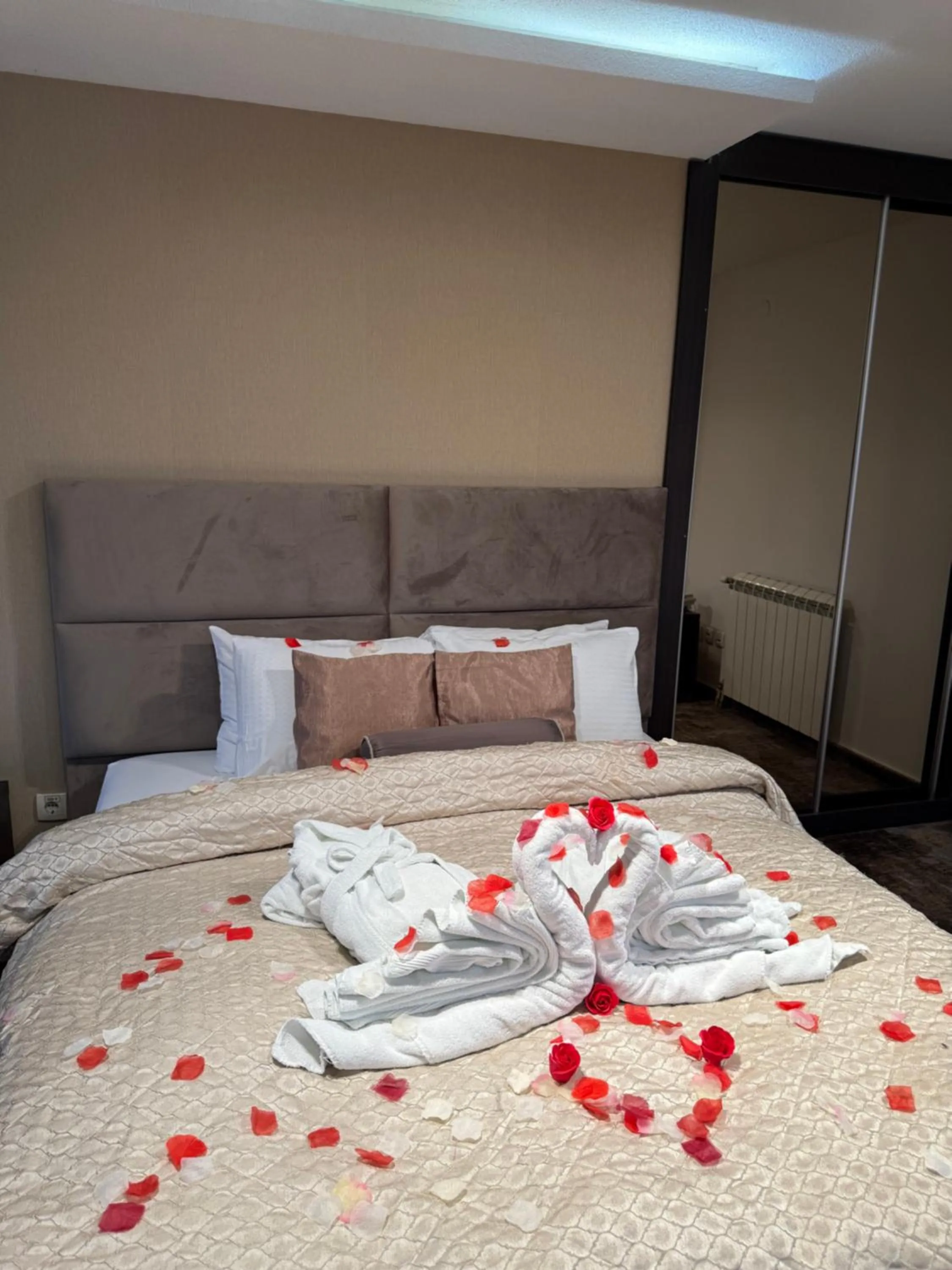 Bed in Guest House Panorama Aqualux with Free Parking