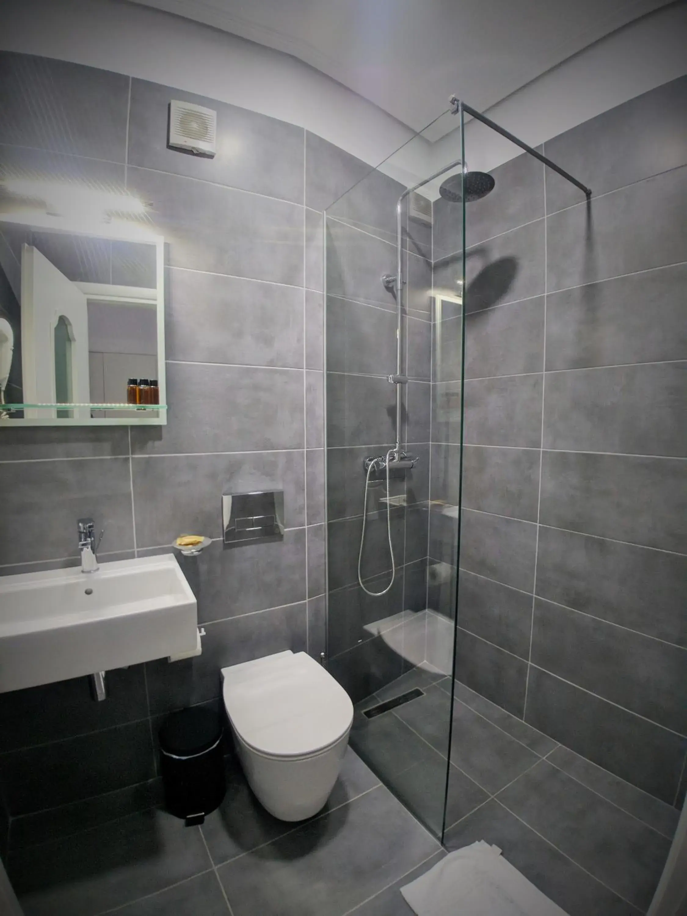 Family Room with Balcony and City View in Hotel JoAn Family Room with Balcony and City View in Hotel JoAn