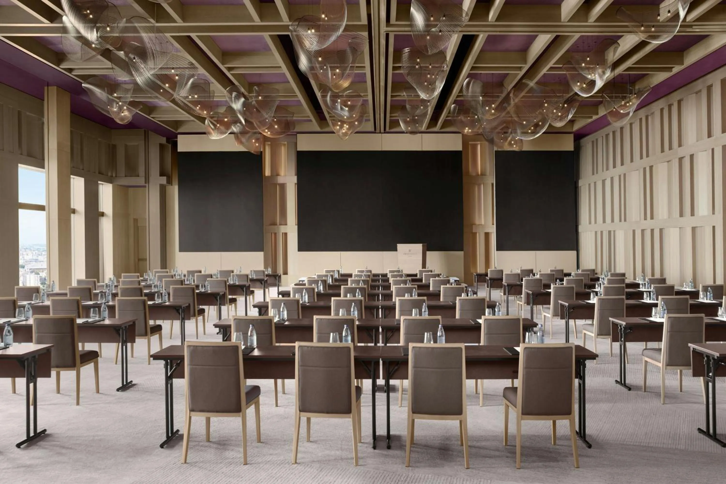 Meeting/conference room in JW Marriott Hotel Tokyo