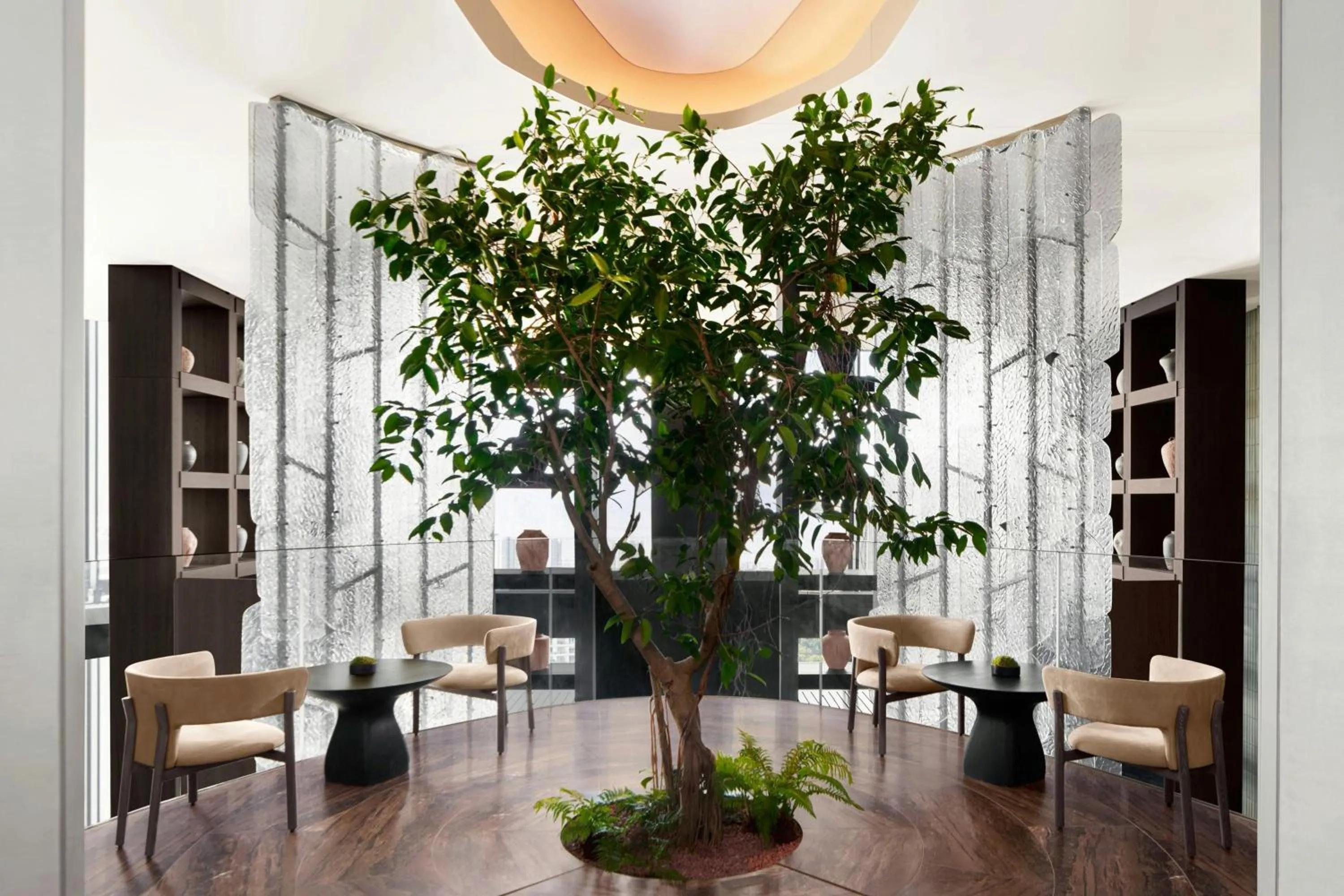 Lounge or bar in JW Marriott Hotel Tokyo