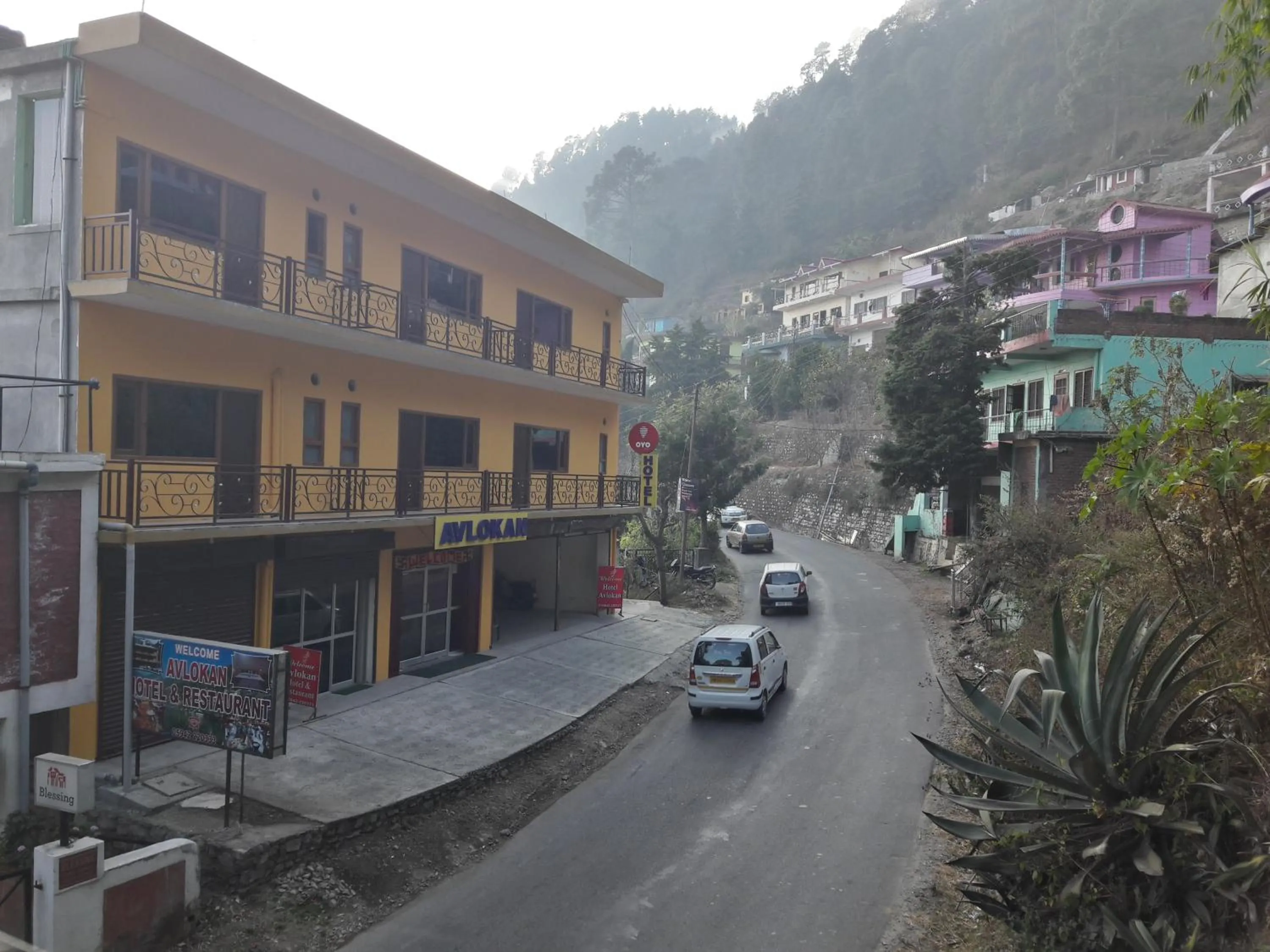 Neighbourhood in Hotel Avlokan - Near Kainchi Dham Mandir