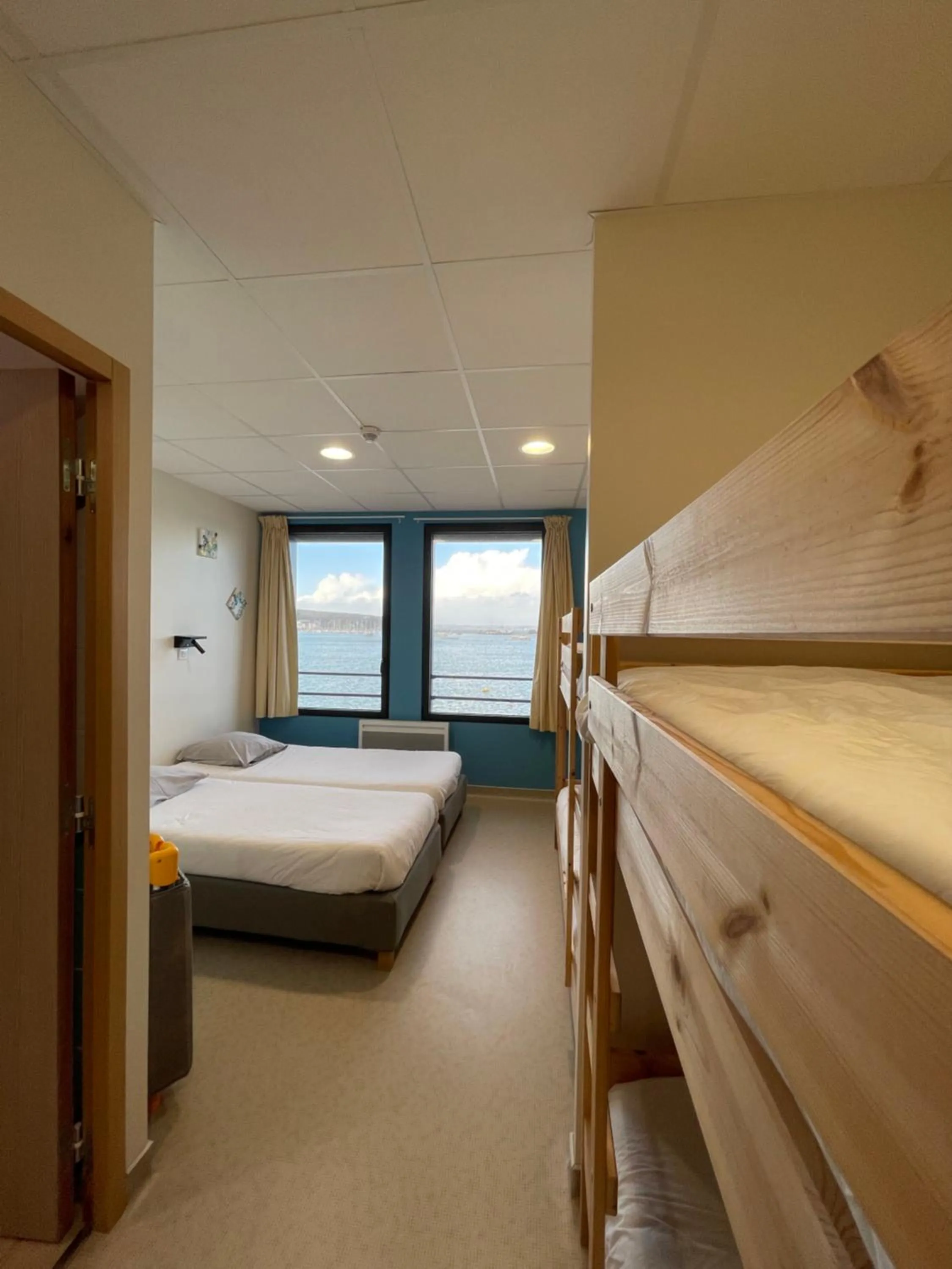 Photo of the whole room in CLLCM - Club Leo Lagrange de Camaret-sur-Mer