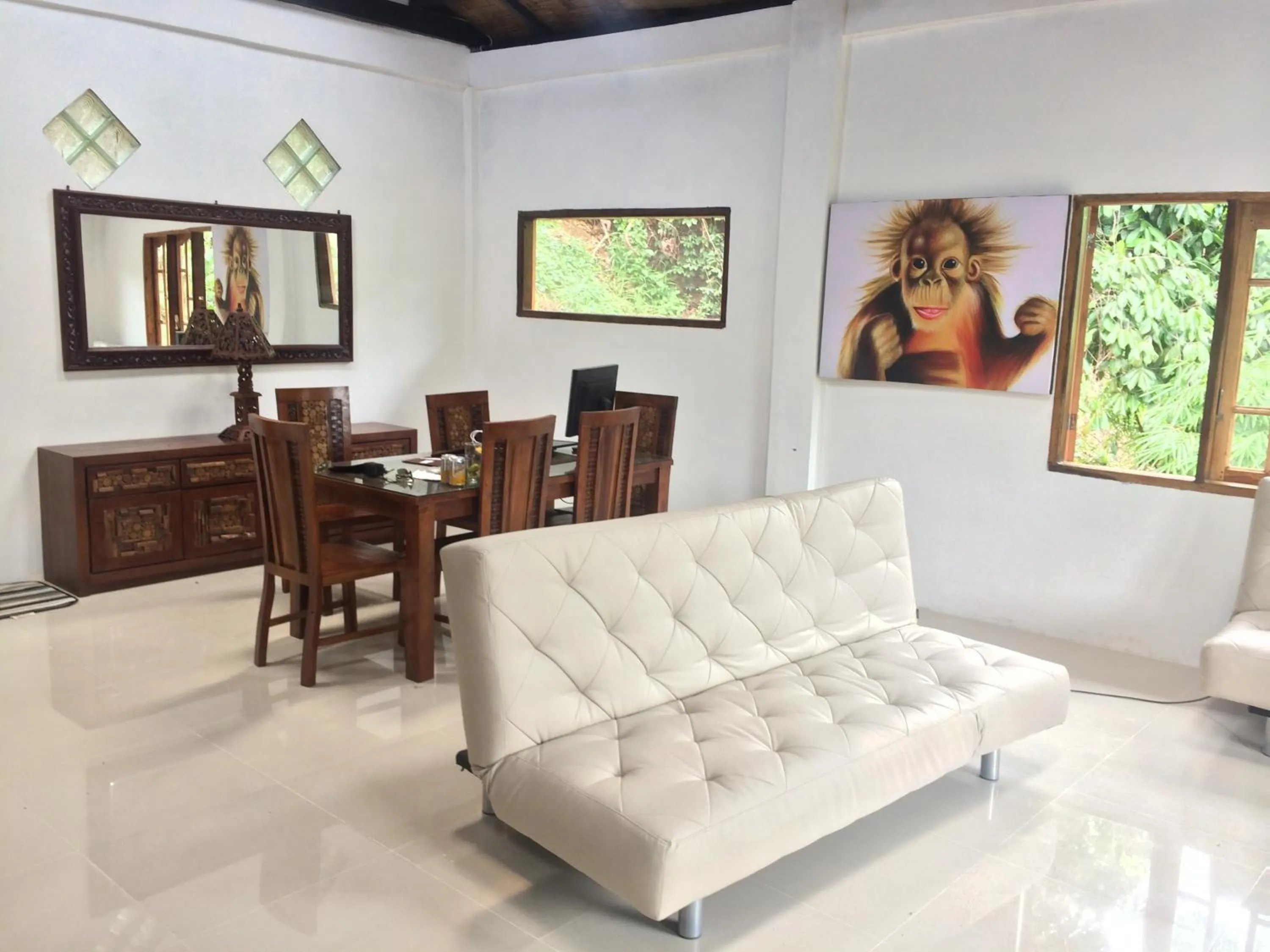 Decorative detail in Hotel Orangutan