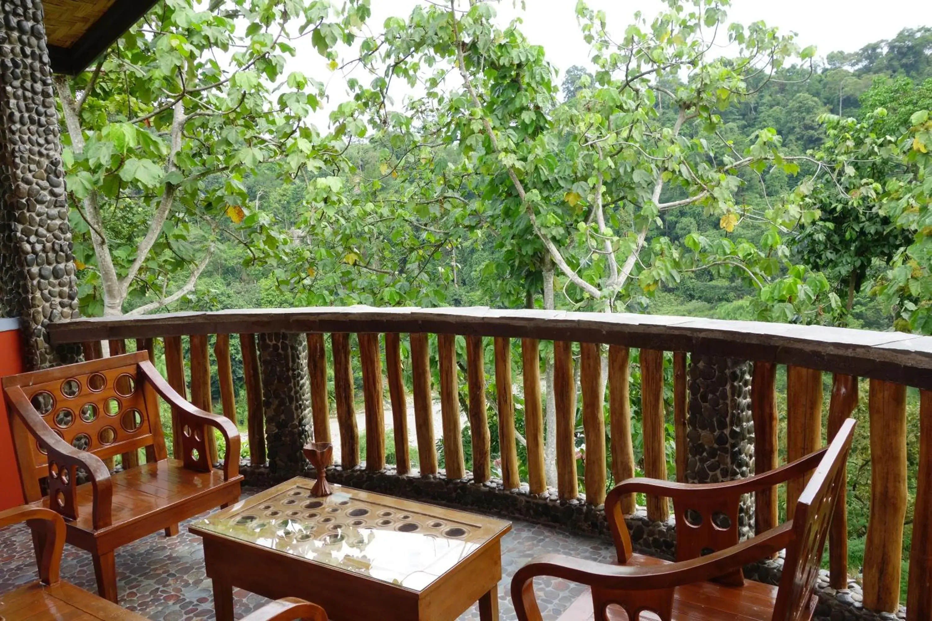 Family Luxury Room with Balcony in Hotel Orangutan Family Luxury Room with Balcony in Hotel Orangutan