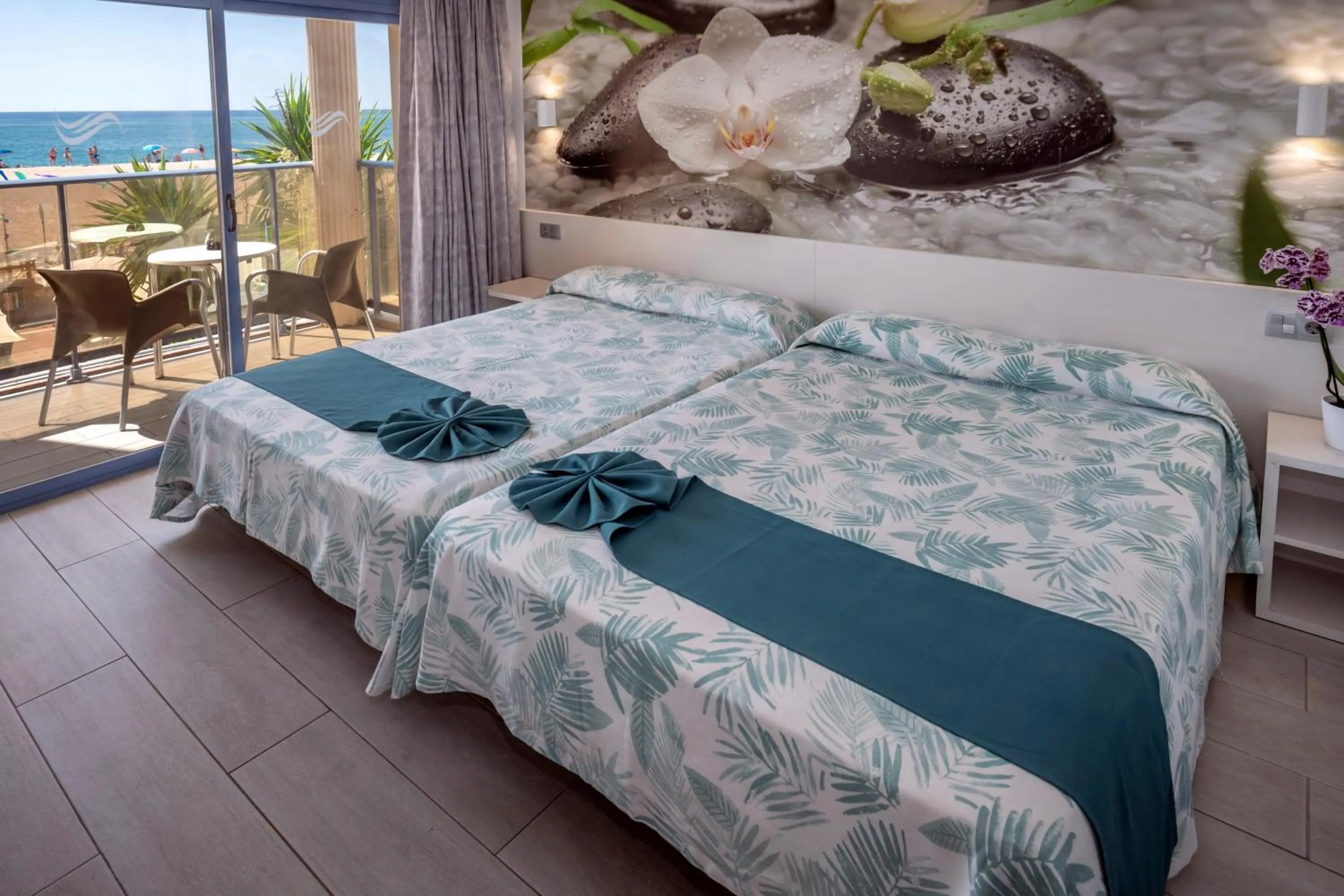 Photo of the whole room, Bed in Hotel Amaraigua – All Inclusive – Adults Only