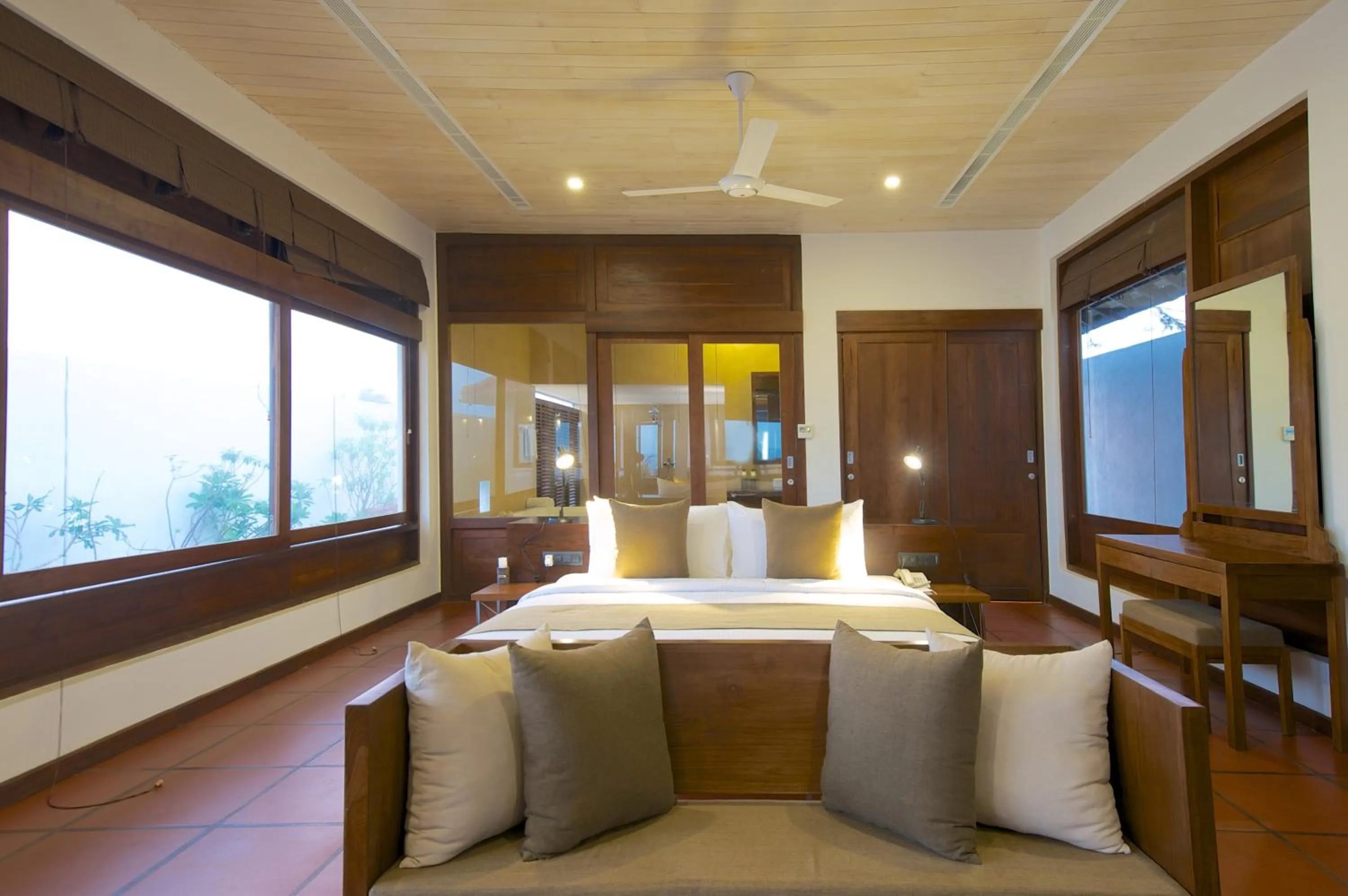 Bedroom, Bed in Jetwing Thalahena Villa