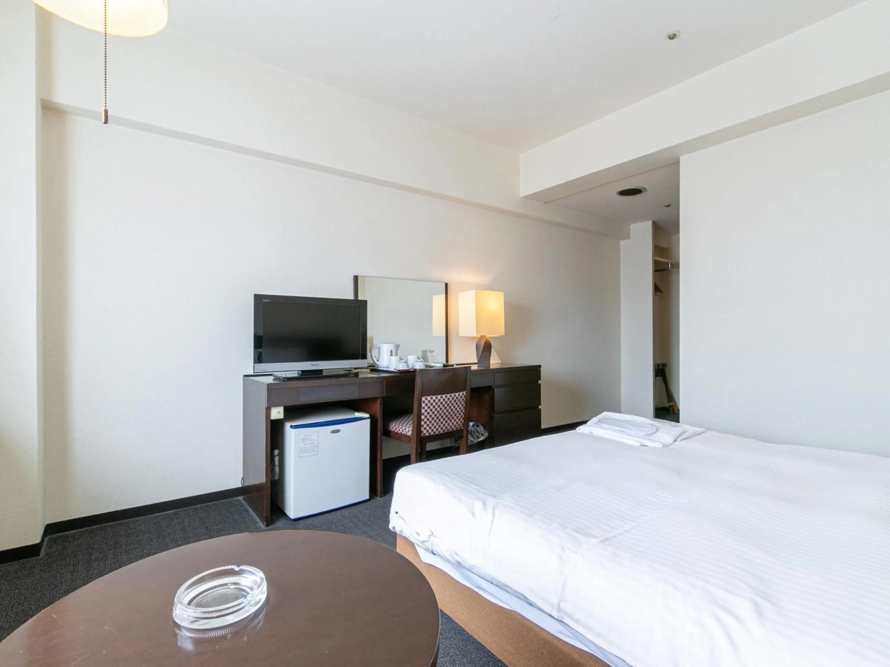 Bed in Victoria Inn Nagasaki