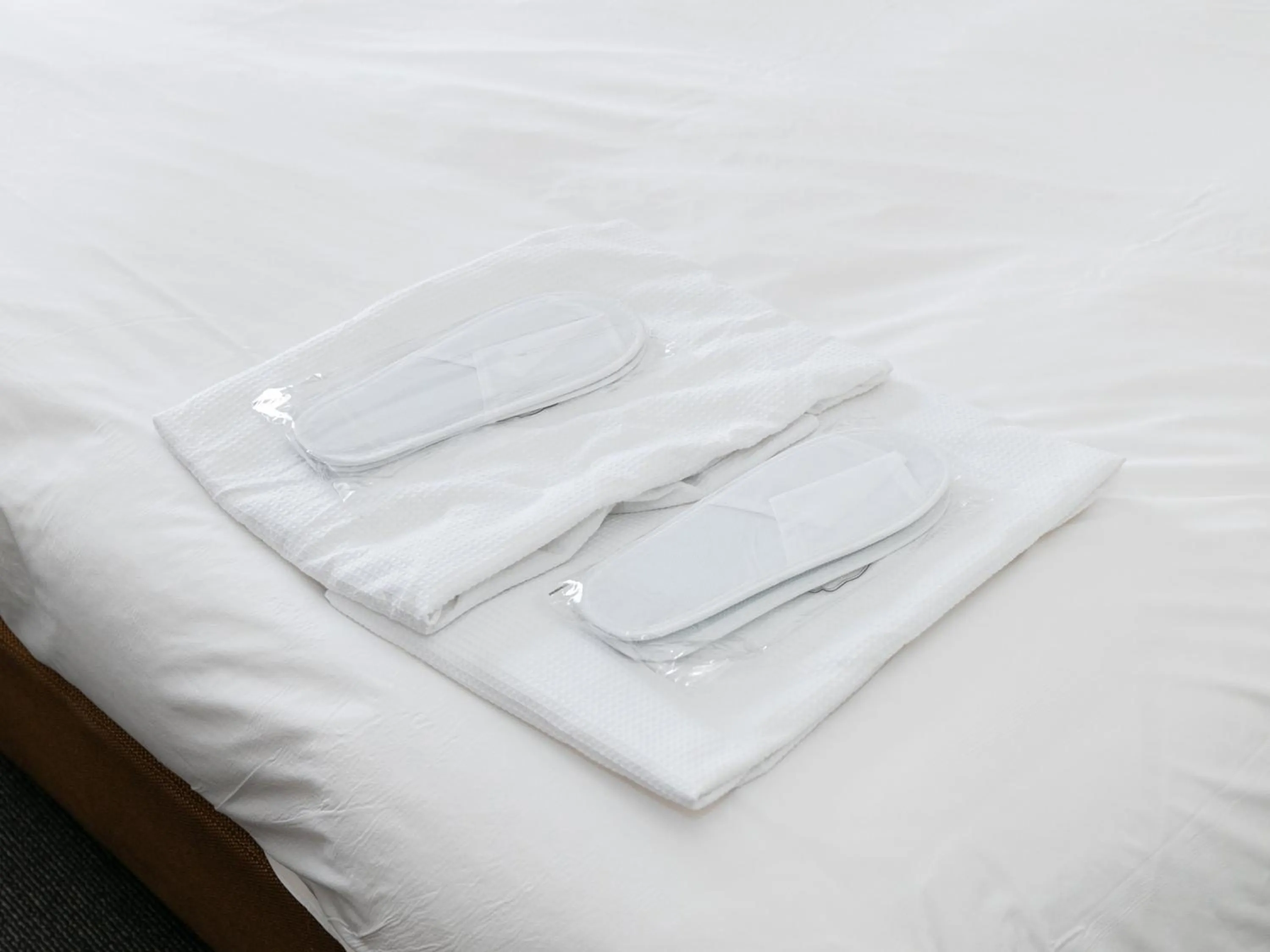 towels, Bed in Victoria Inn Nagasaki