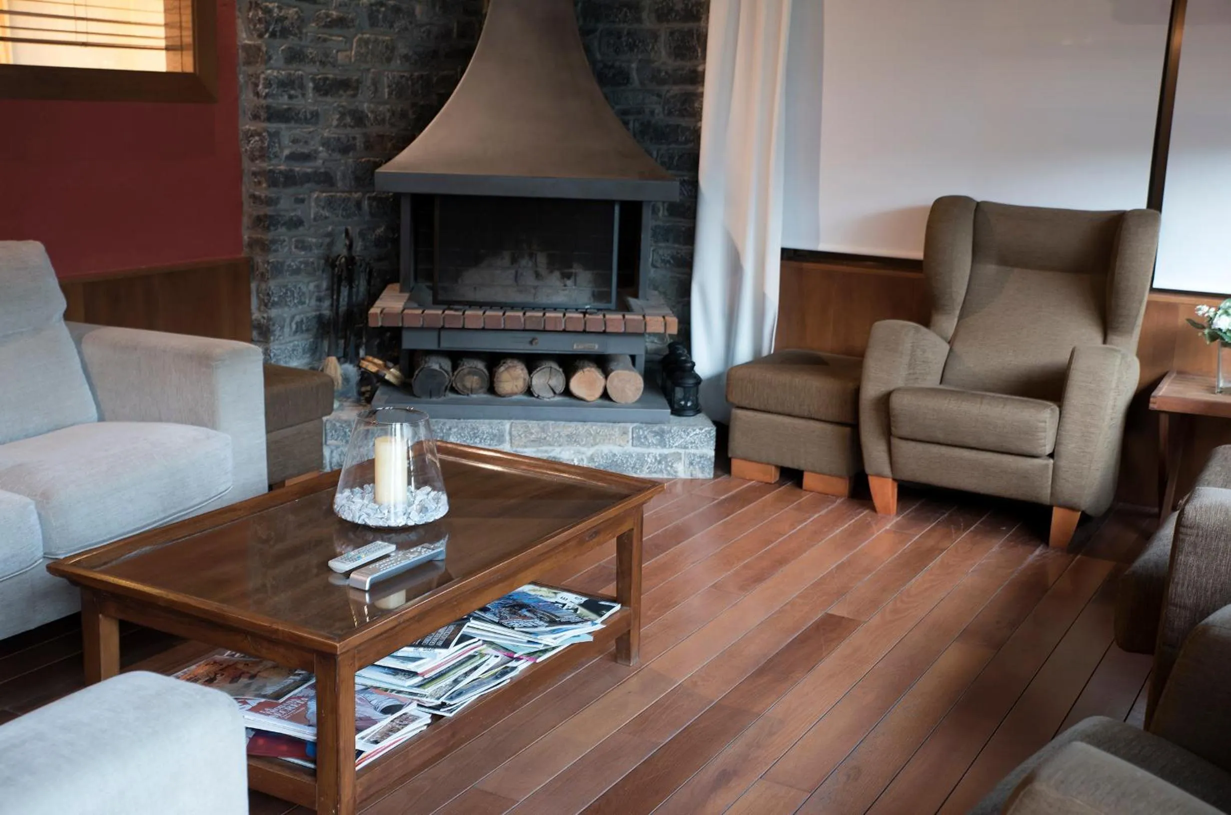 Communal lounge/ TV room in Hotel Florido