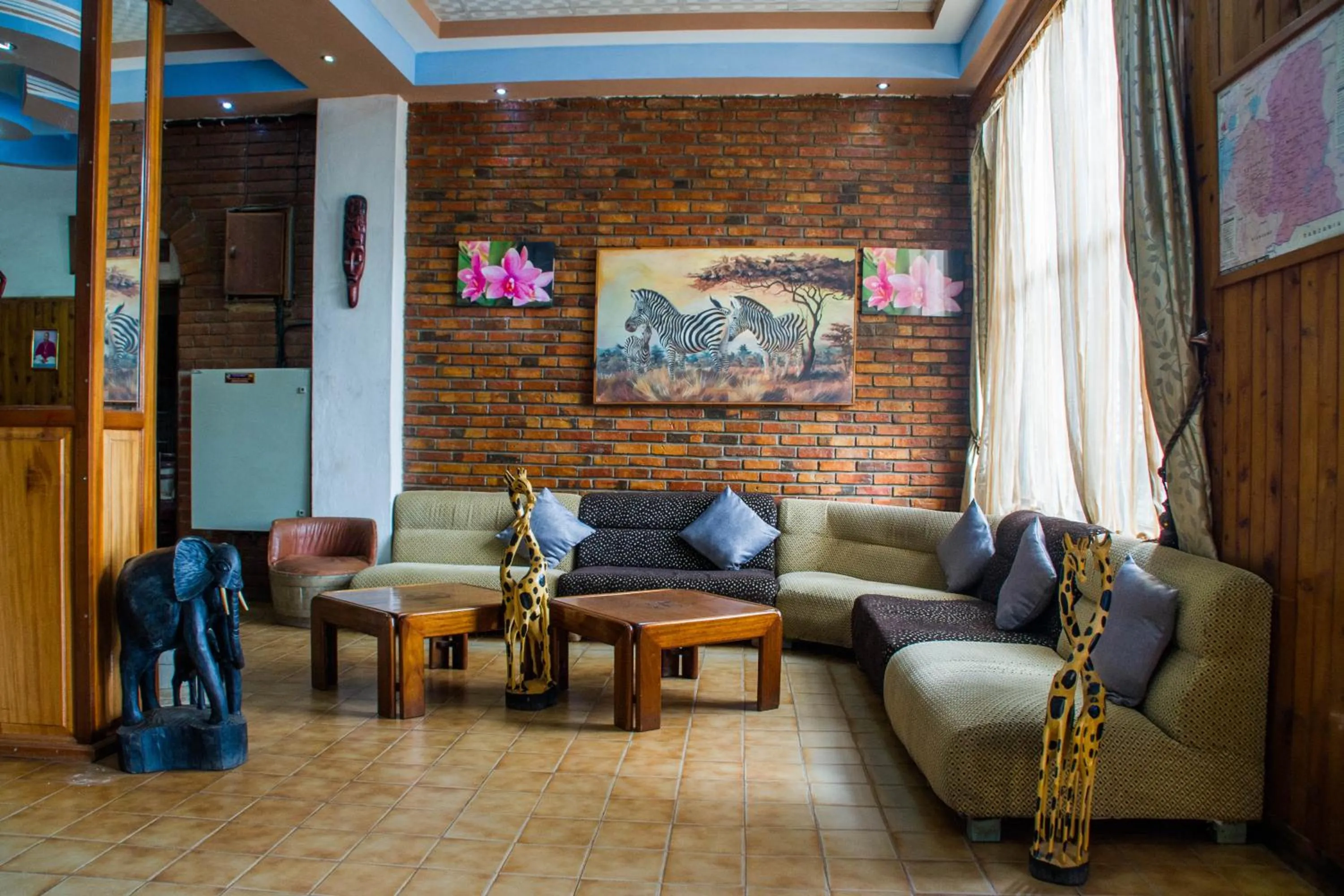 Lobby or reception in Pelikan Hotel