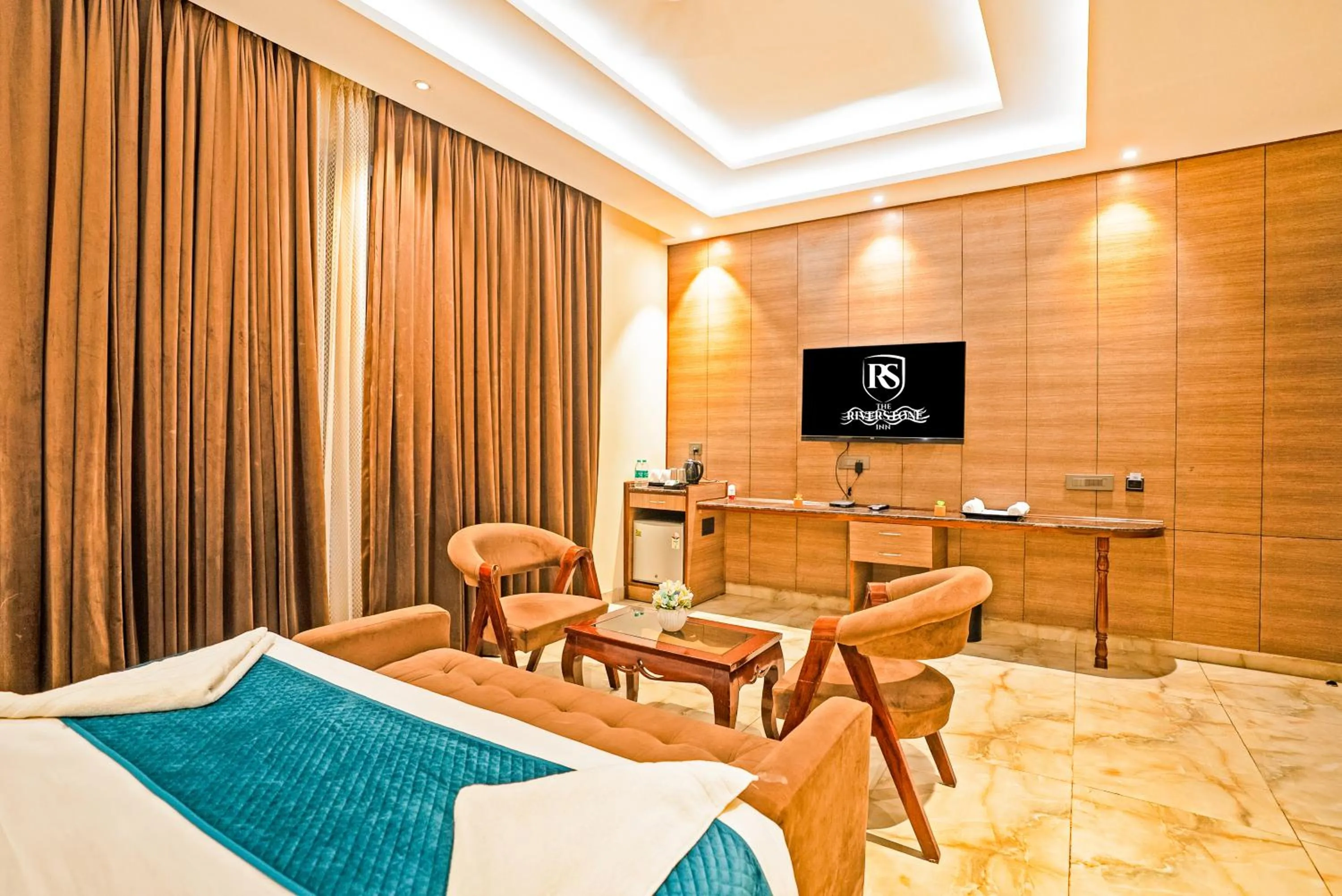 Bed in The Riverstone Inn