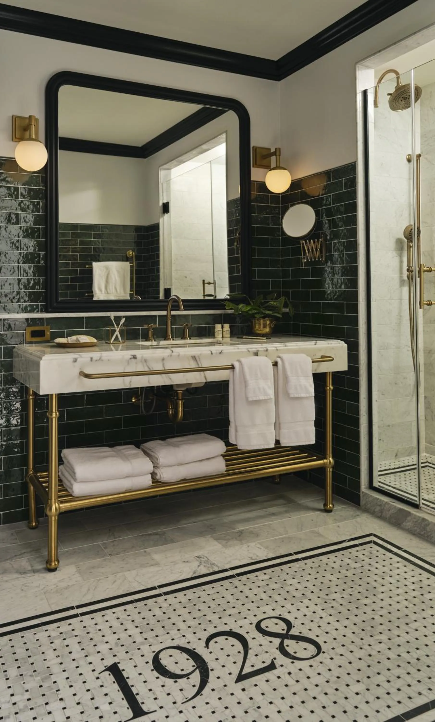 Shower in Hotel 1928