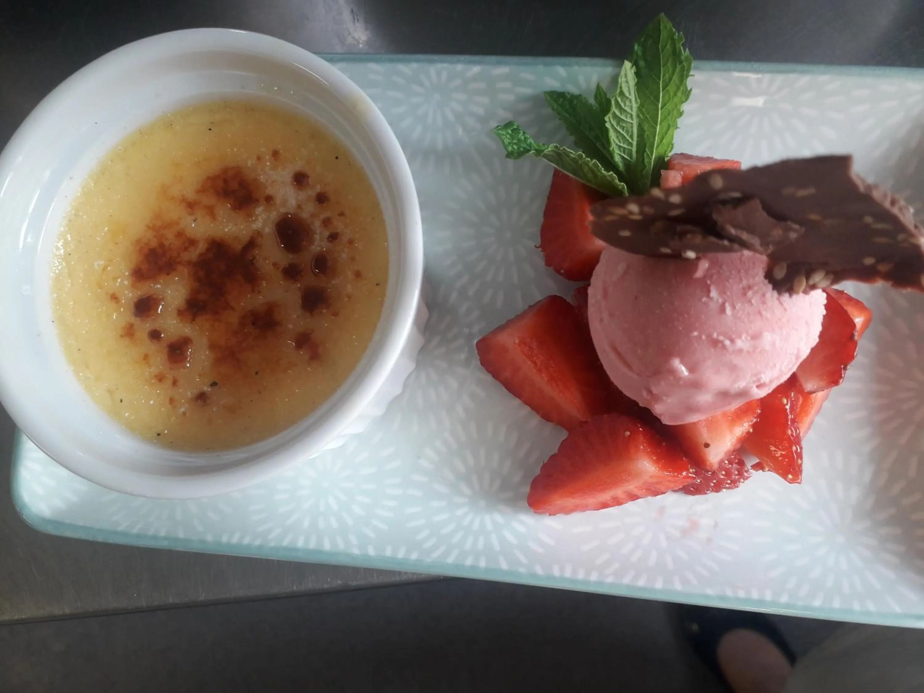 Restaurant/places to eat in Hotel- Weingut- Moselloreley