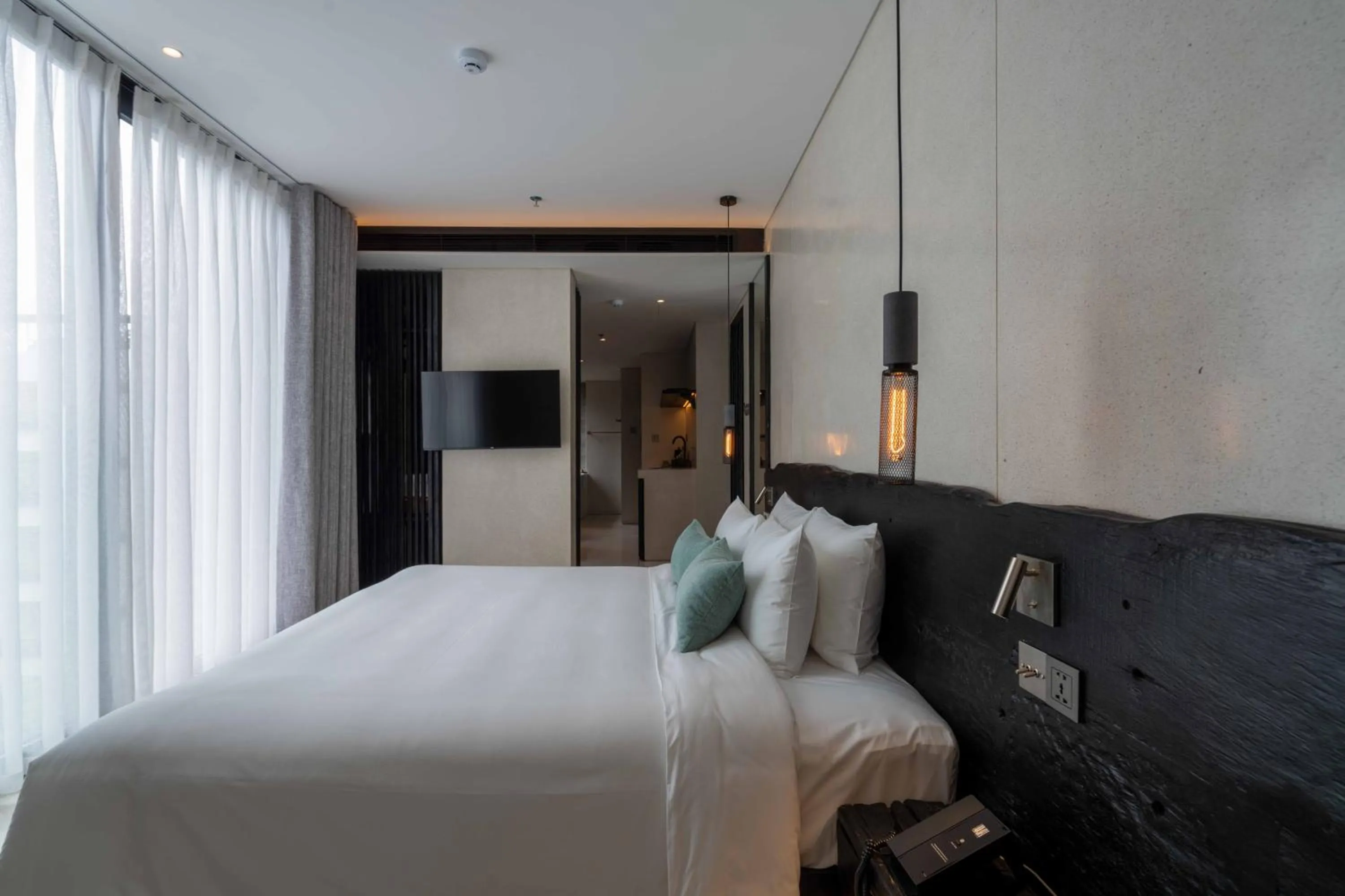 Bedroom, Bed in Hôtel de Soie