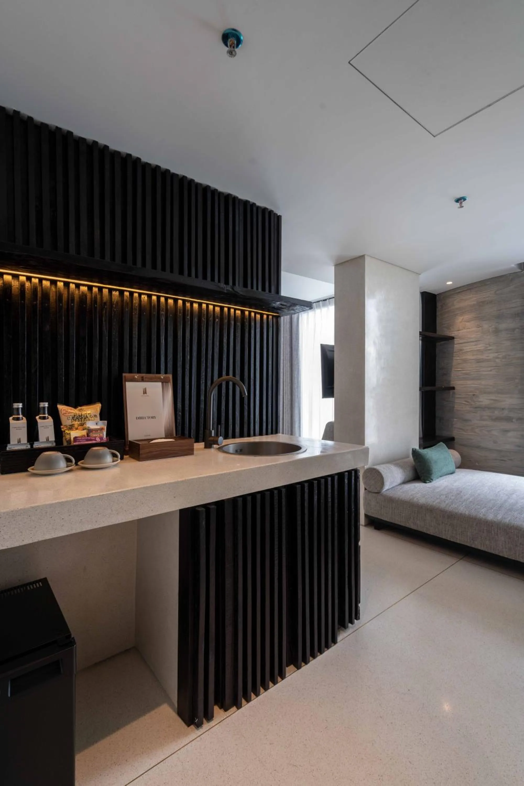 Bedroom, Bed in Hôtel de Soie