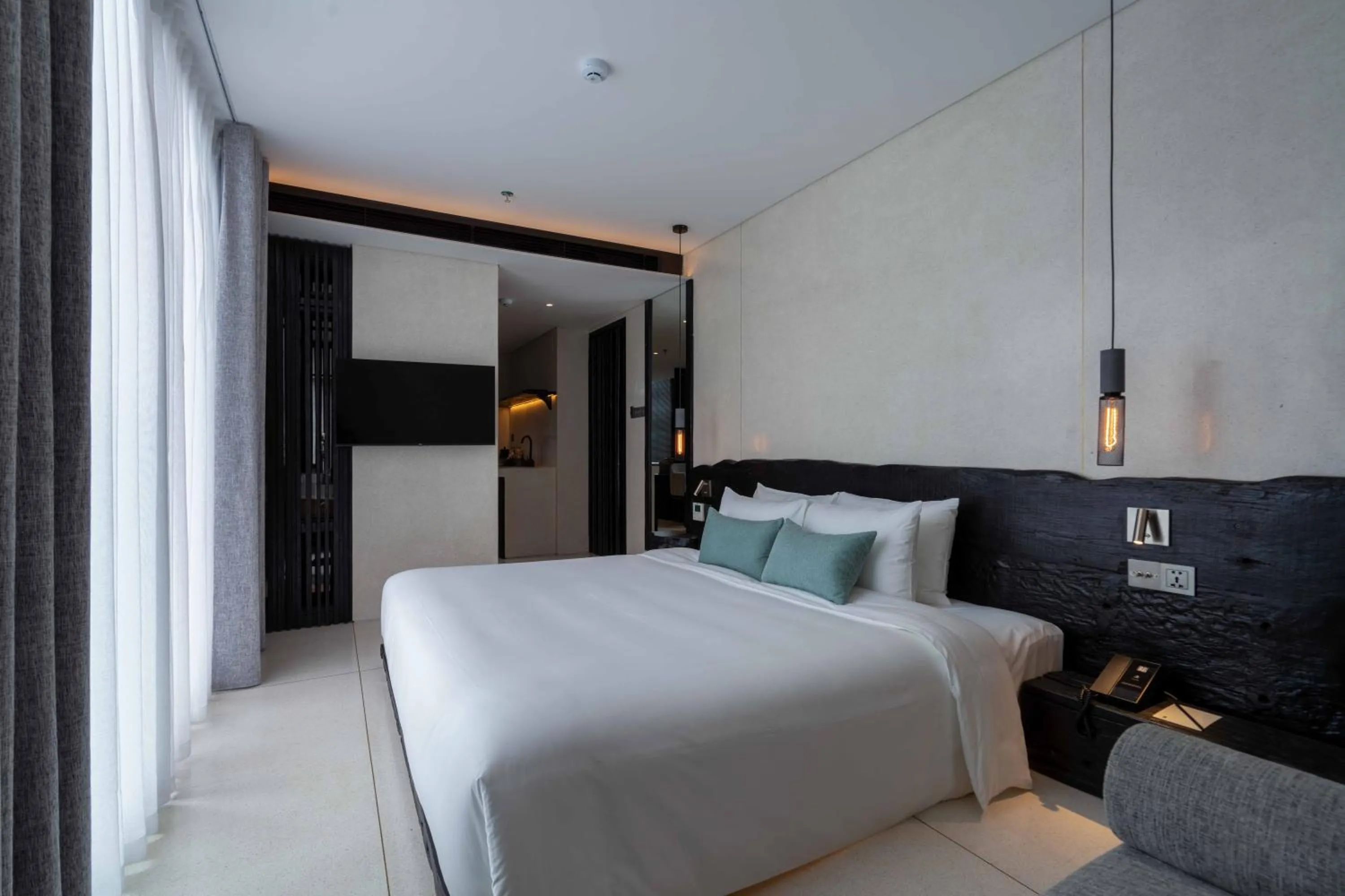 Bedroom, Bed in Hôtel de Soie