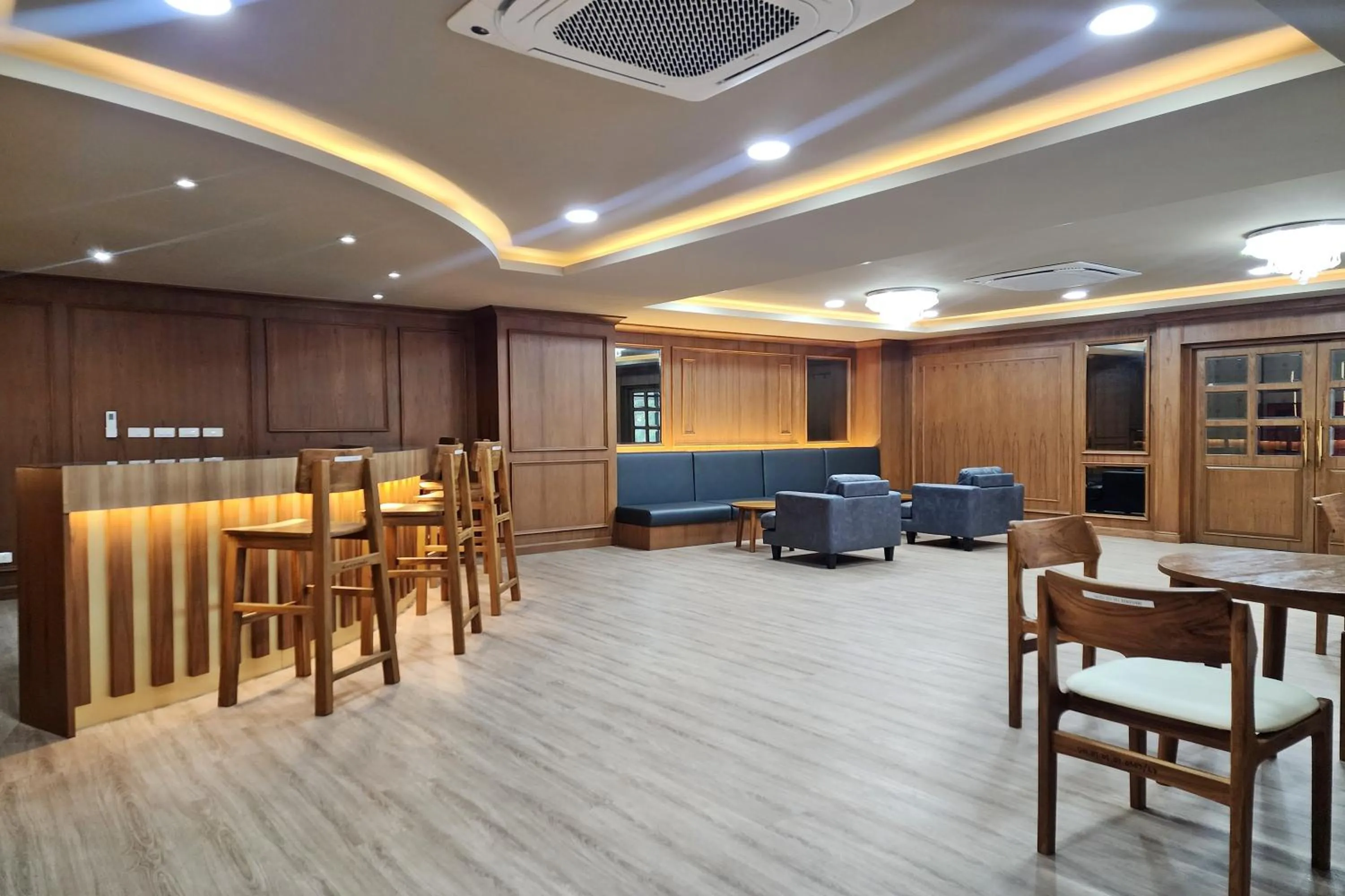 Living room in Suan Sunandha Palace Hotel