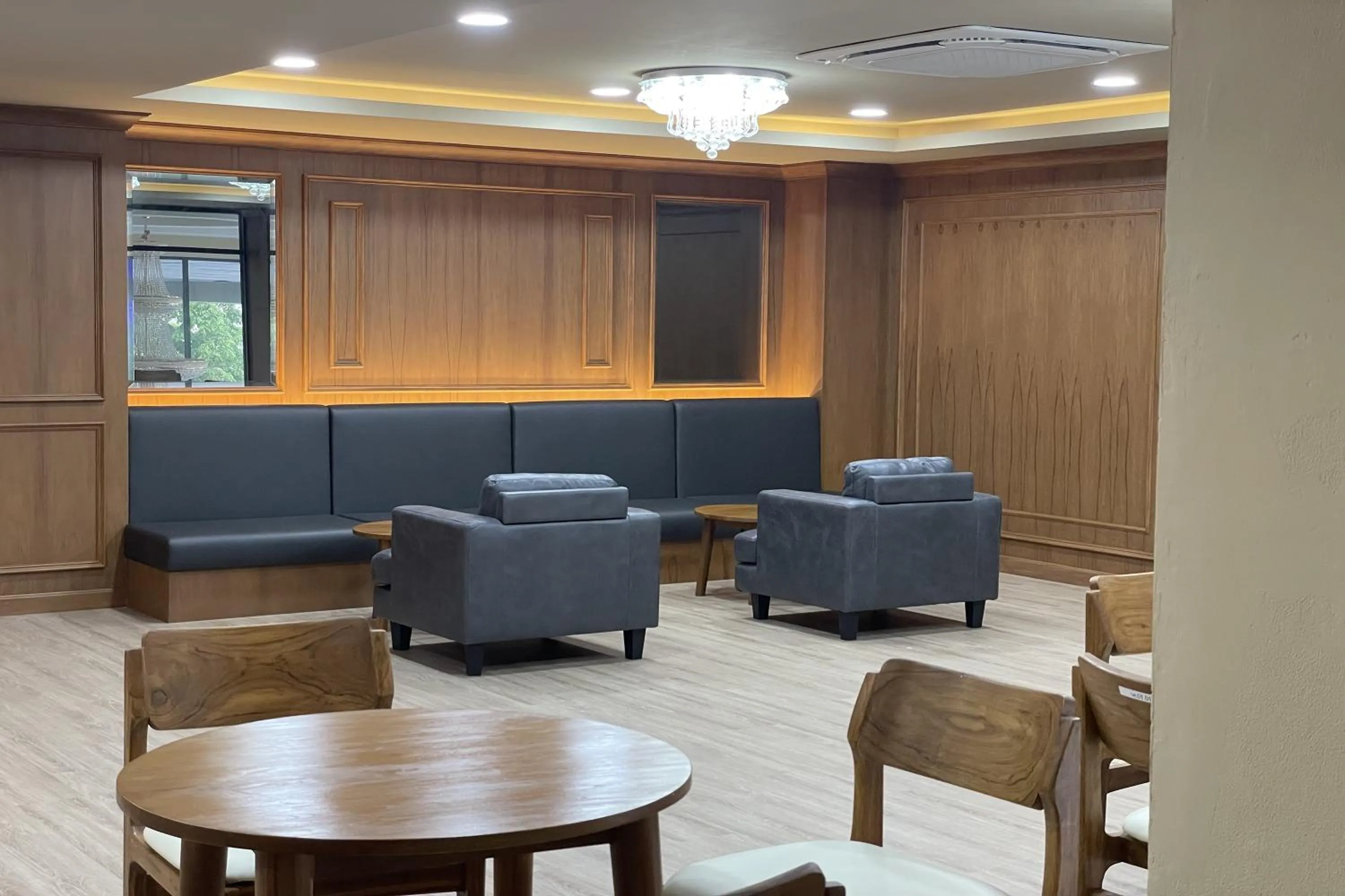 Living room in Suan Sunandha Palace Hotel