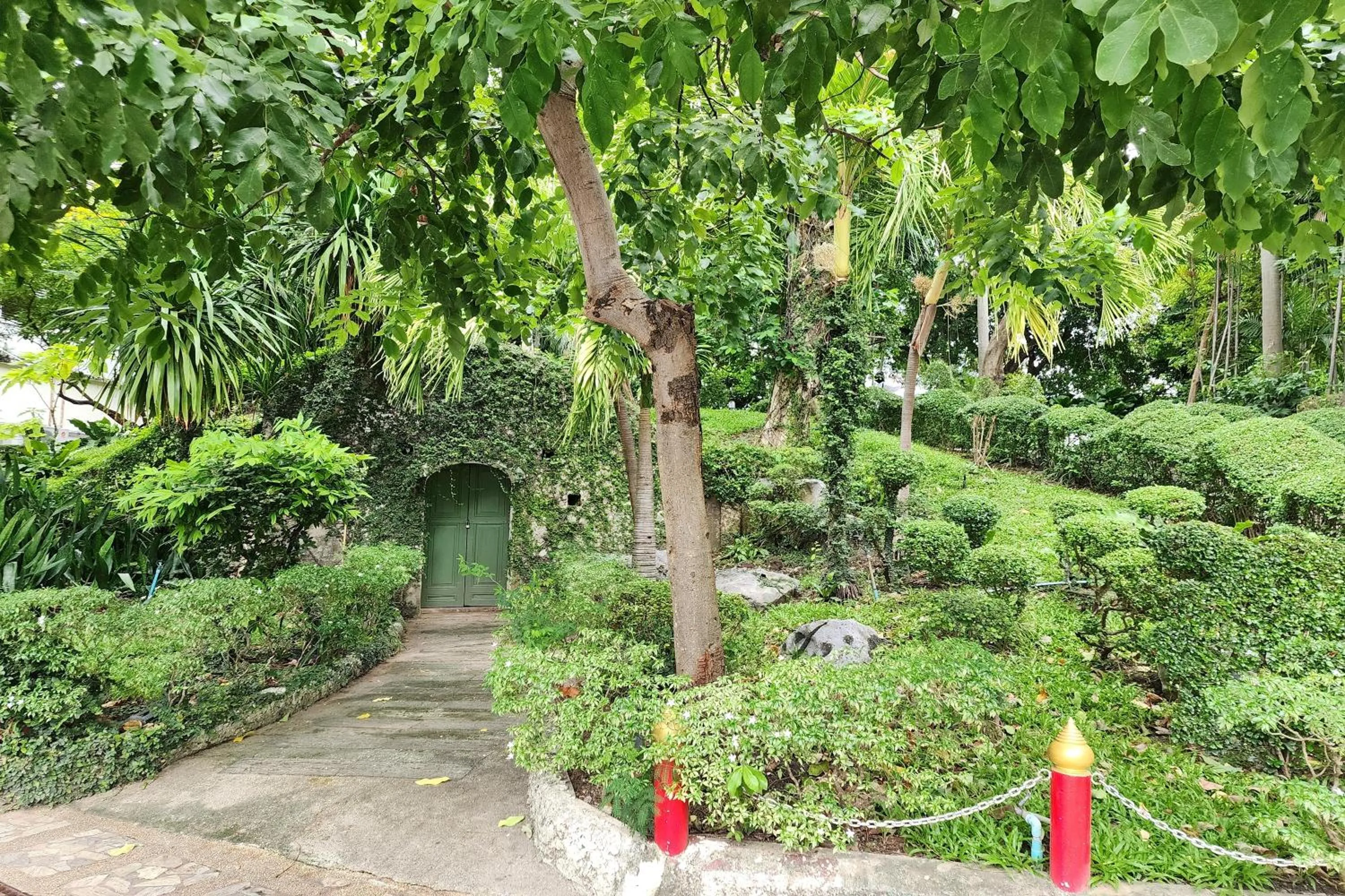 Garden view in Suan Sunandha Palace Hotel