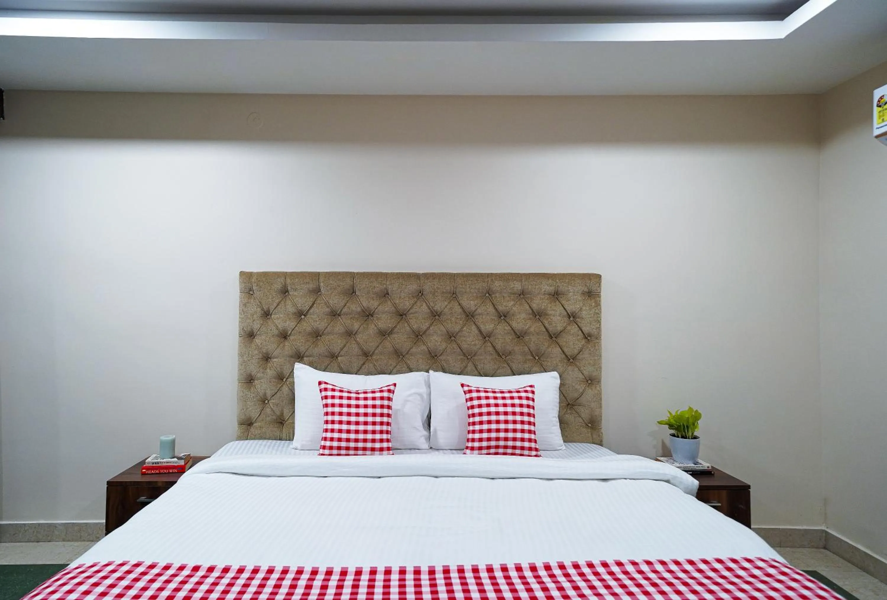 Bed in Open Hotel by Olive - Oceanic Vibes Hotel - RK Beach