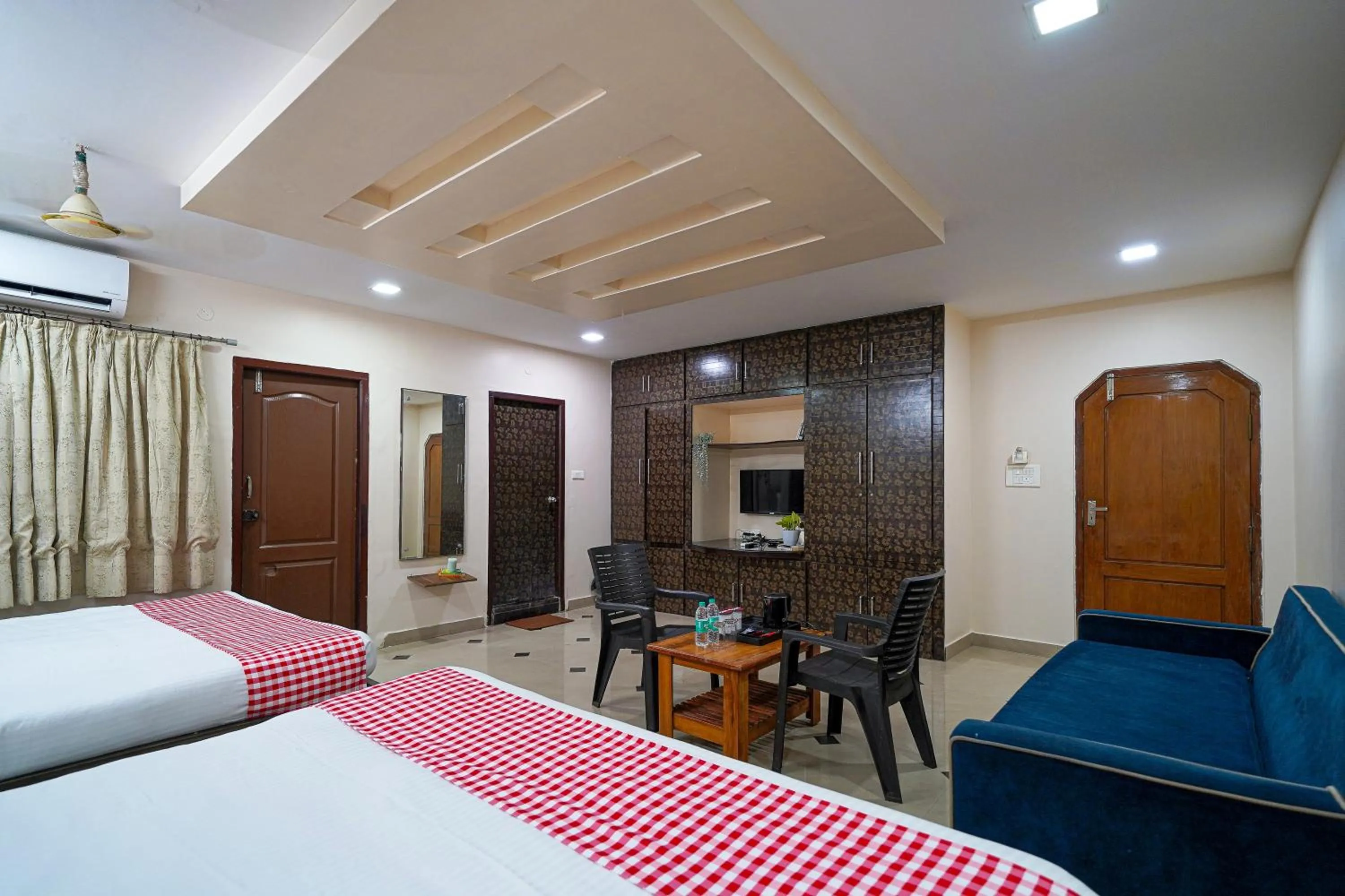 Bed in Open Hotel by Olive - Oceanic Vibes Hotel - RK Beach