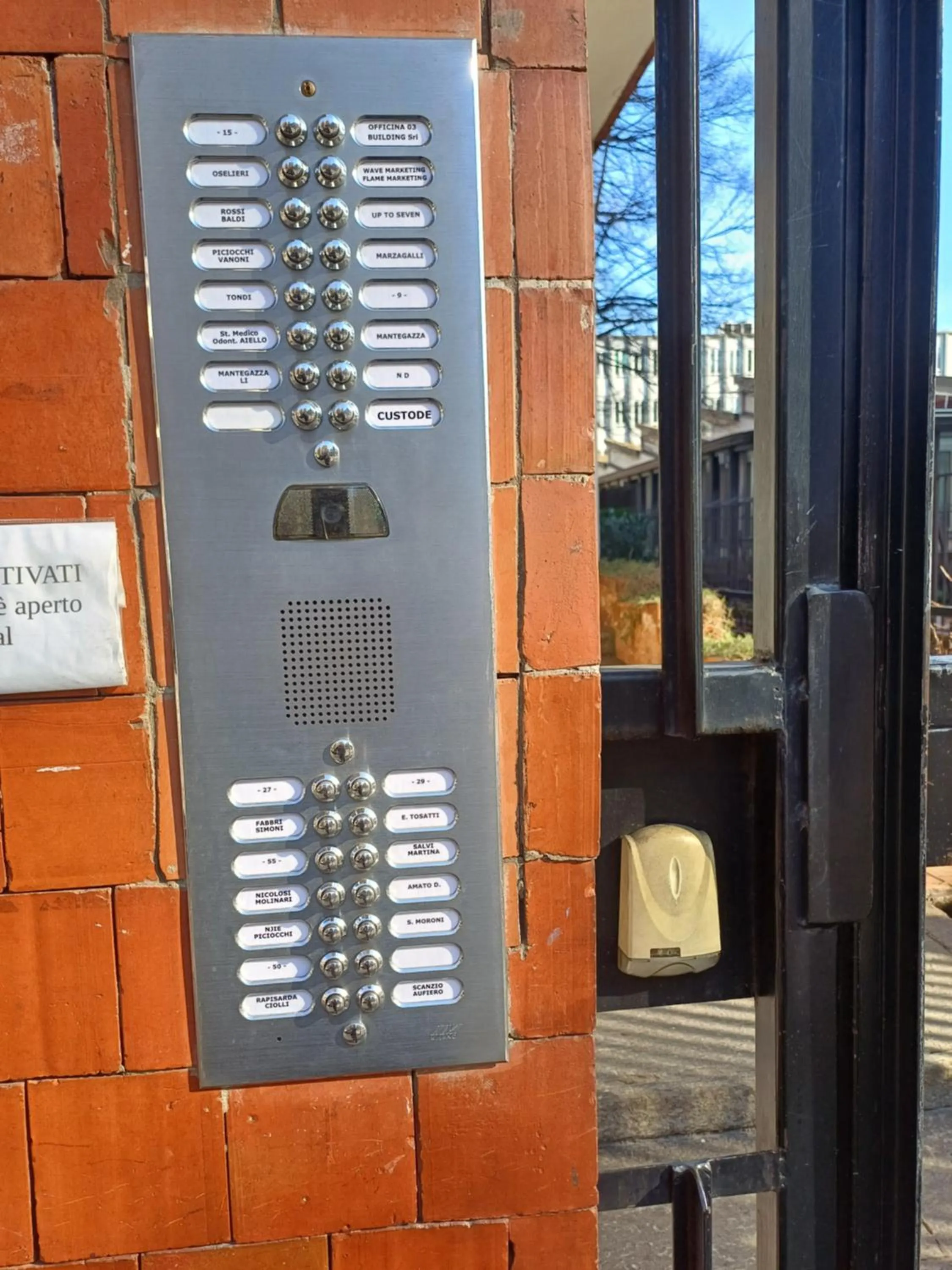 acessibility in Up to Seven